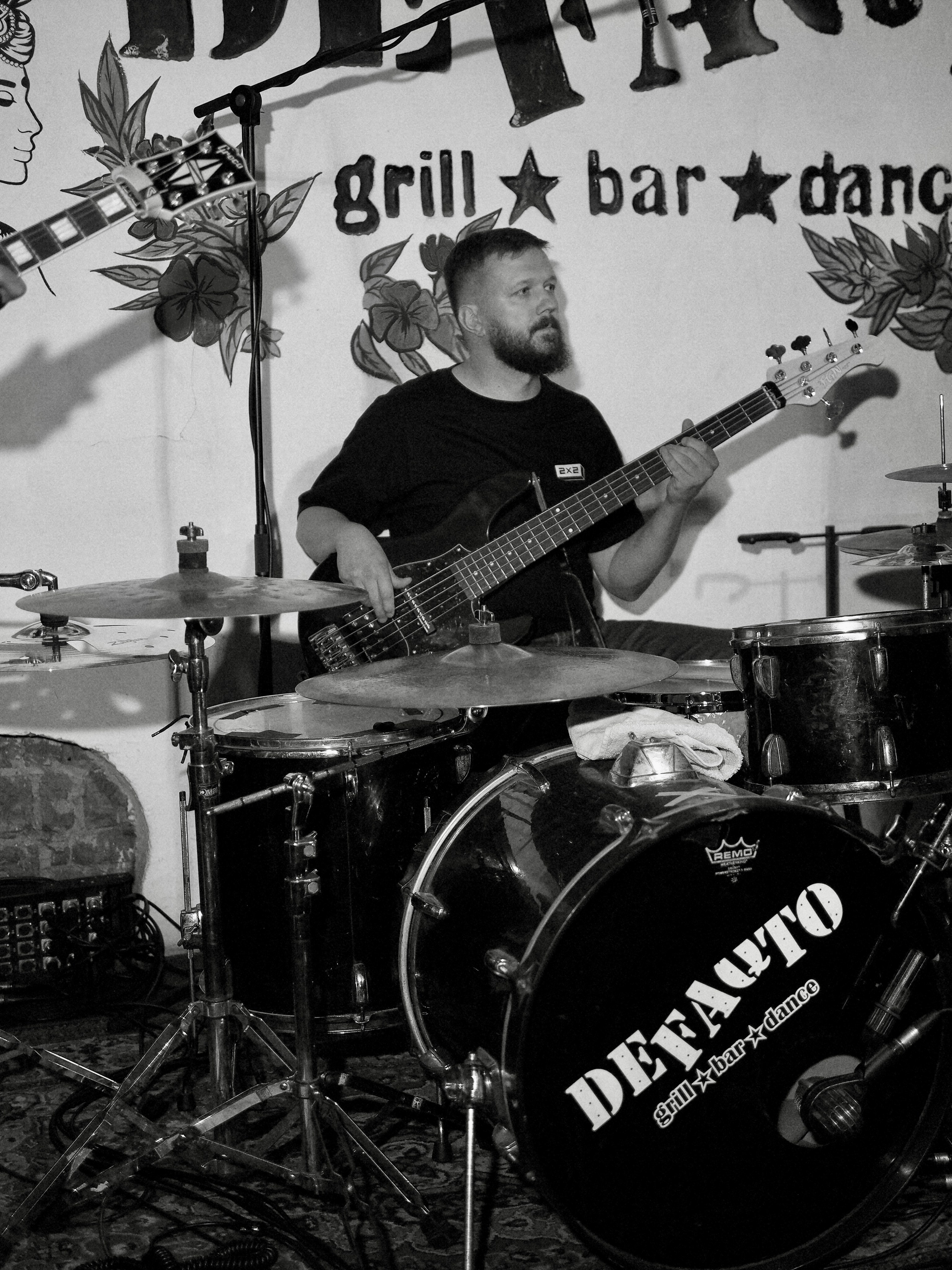 DeFaqto 01.10.2024. Московская кавер-группа BankBand