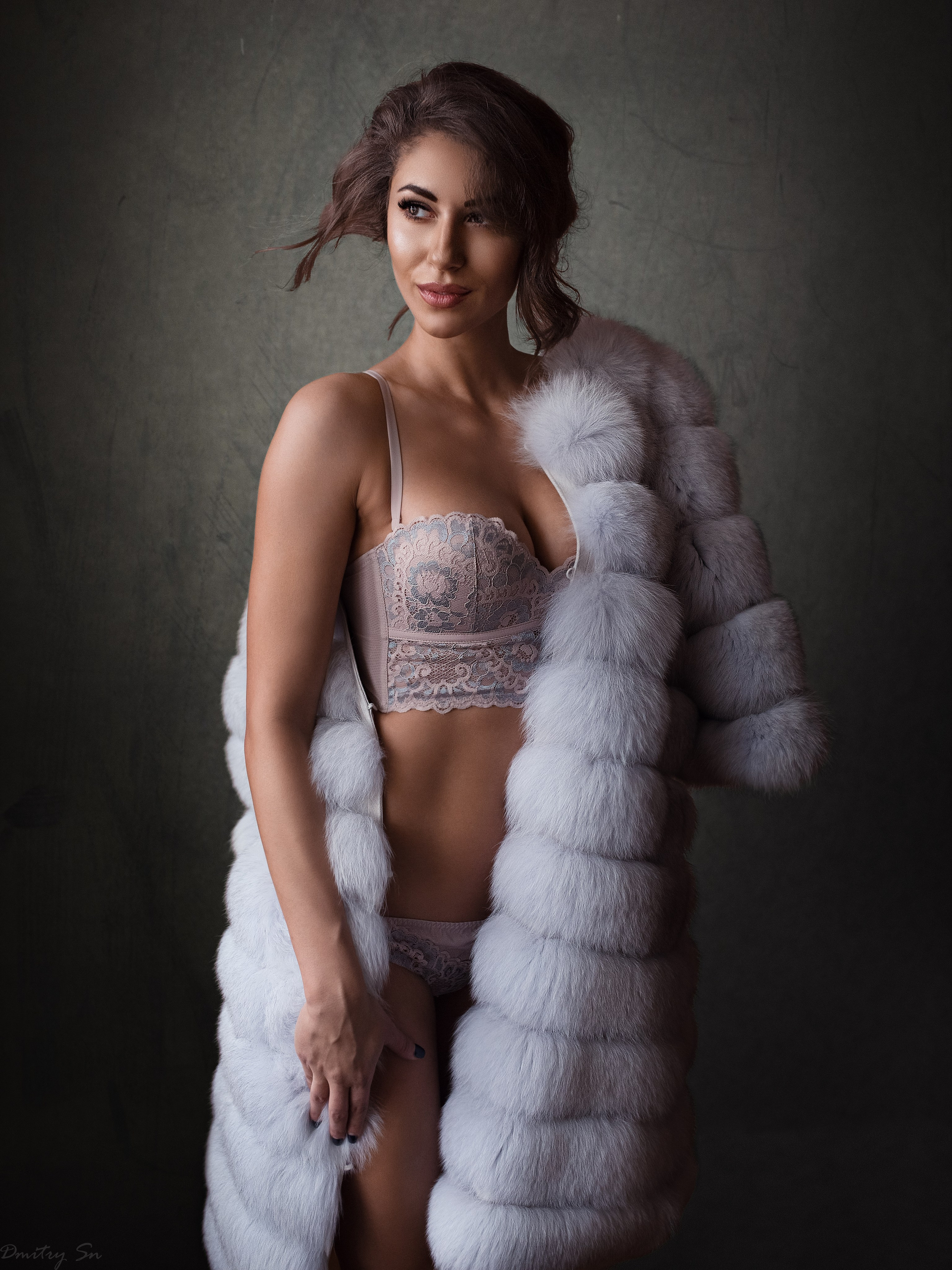 Фотосет у окна с Дарьей для «себя»