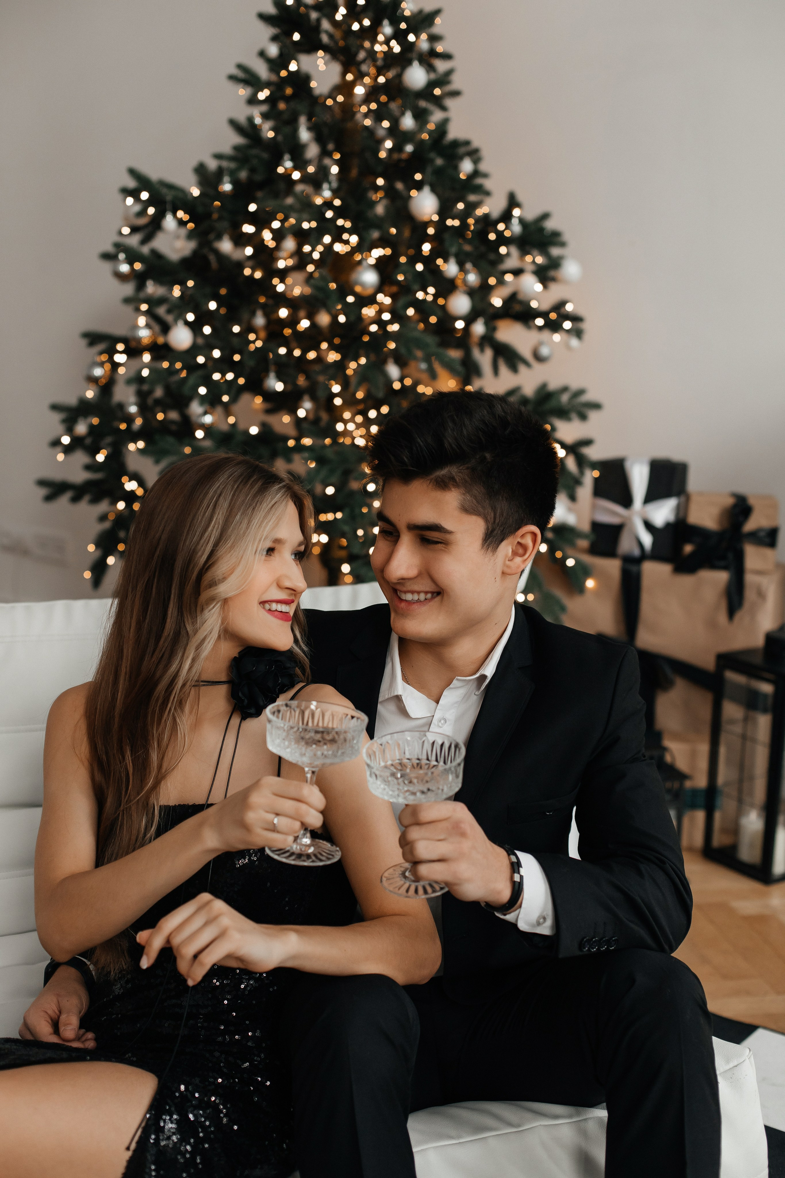 Лиза и Ренат в фотостудии Base зал Bang. Фотограф Александра Сыщенко