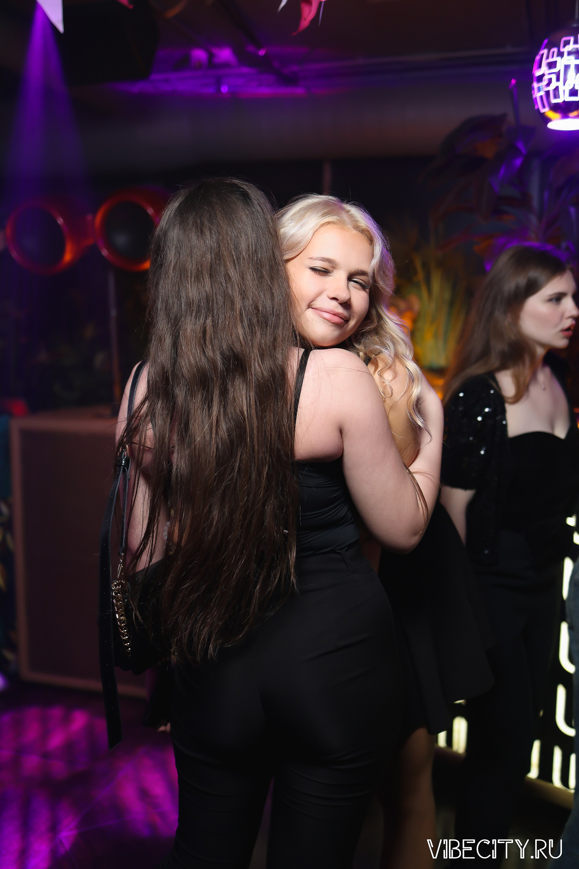 DOUBLE U. VIBECITY.RU Вайб Сити Ру Фоторепортажи Фотоотчеты Калининград