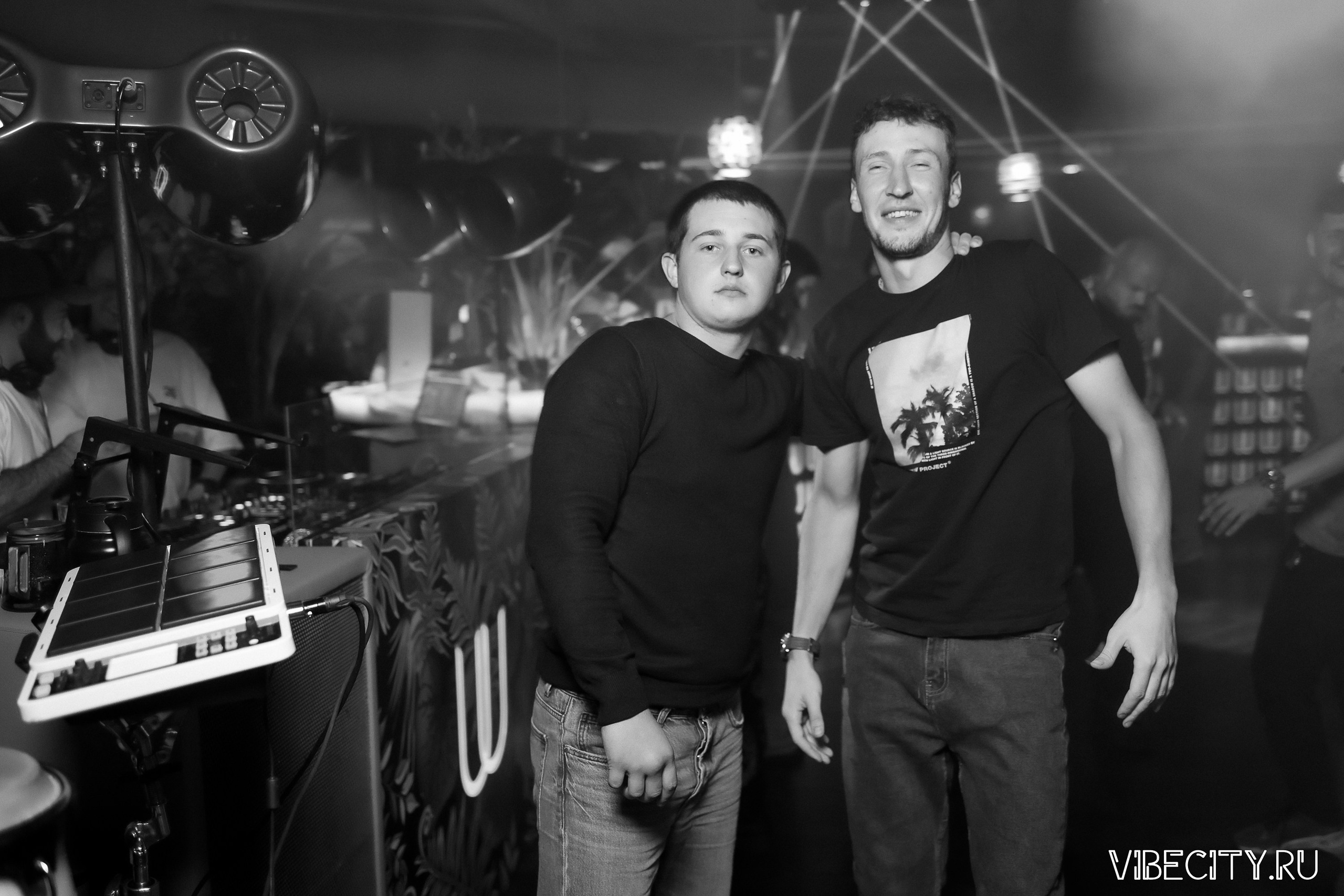 DOUBLE U. VIBECITY.RU Вайб Сити Ру Фоторепортажи Фотоотчеты Калининград