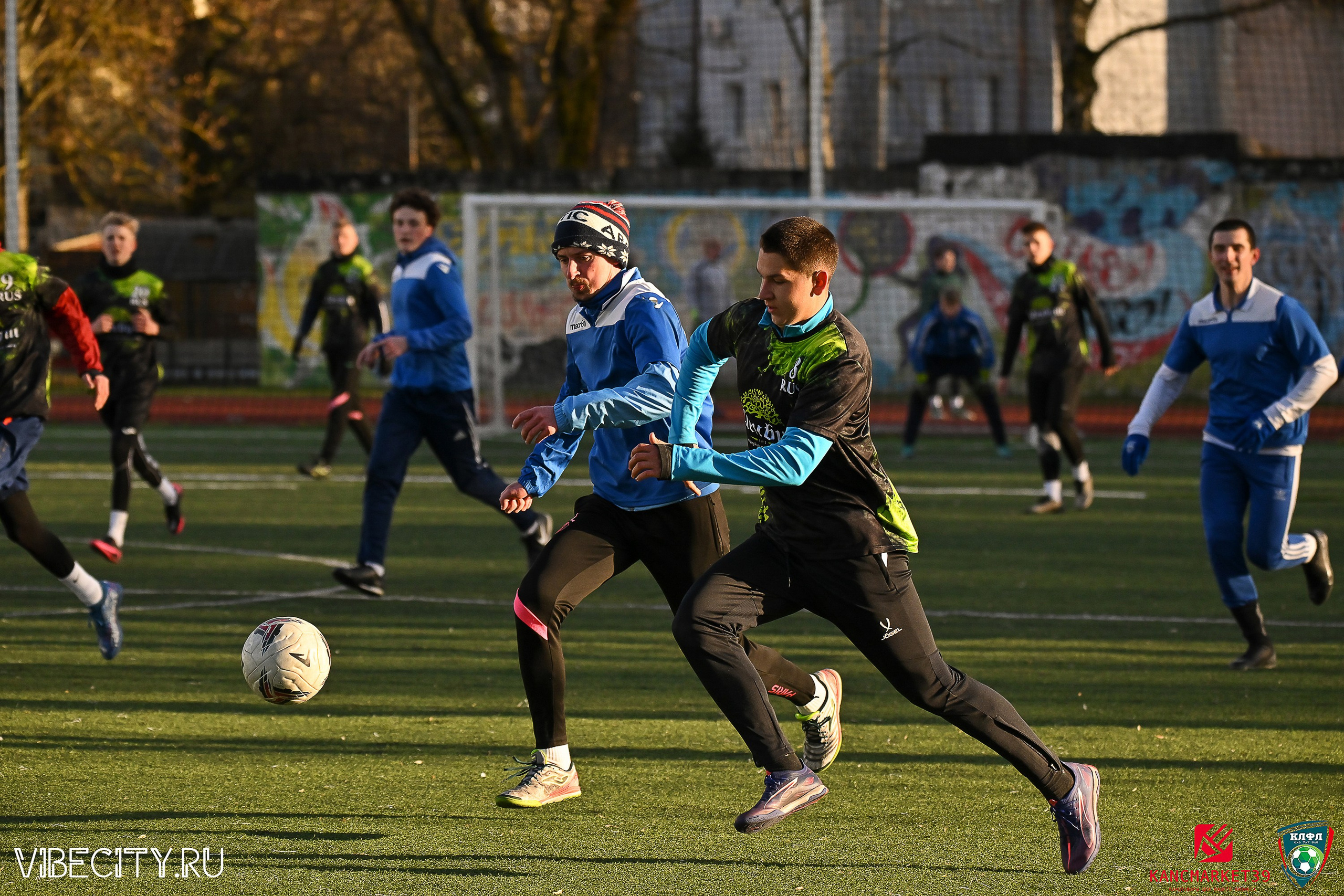 XX ЧЕМПИОНАТ КАЛИНИНГРАДСКОЙ ЛФЛ КАНЦМАРКЕТ39 сезона 2024–2025 гг. VIBECITY.RU Вайб Сити Ру Фоторепортажи Фотоотчеты Калининград