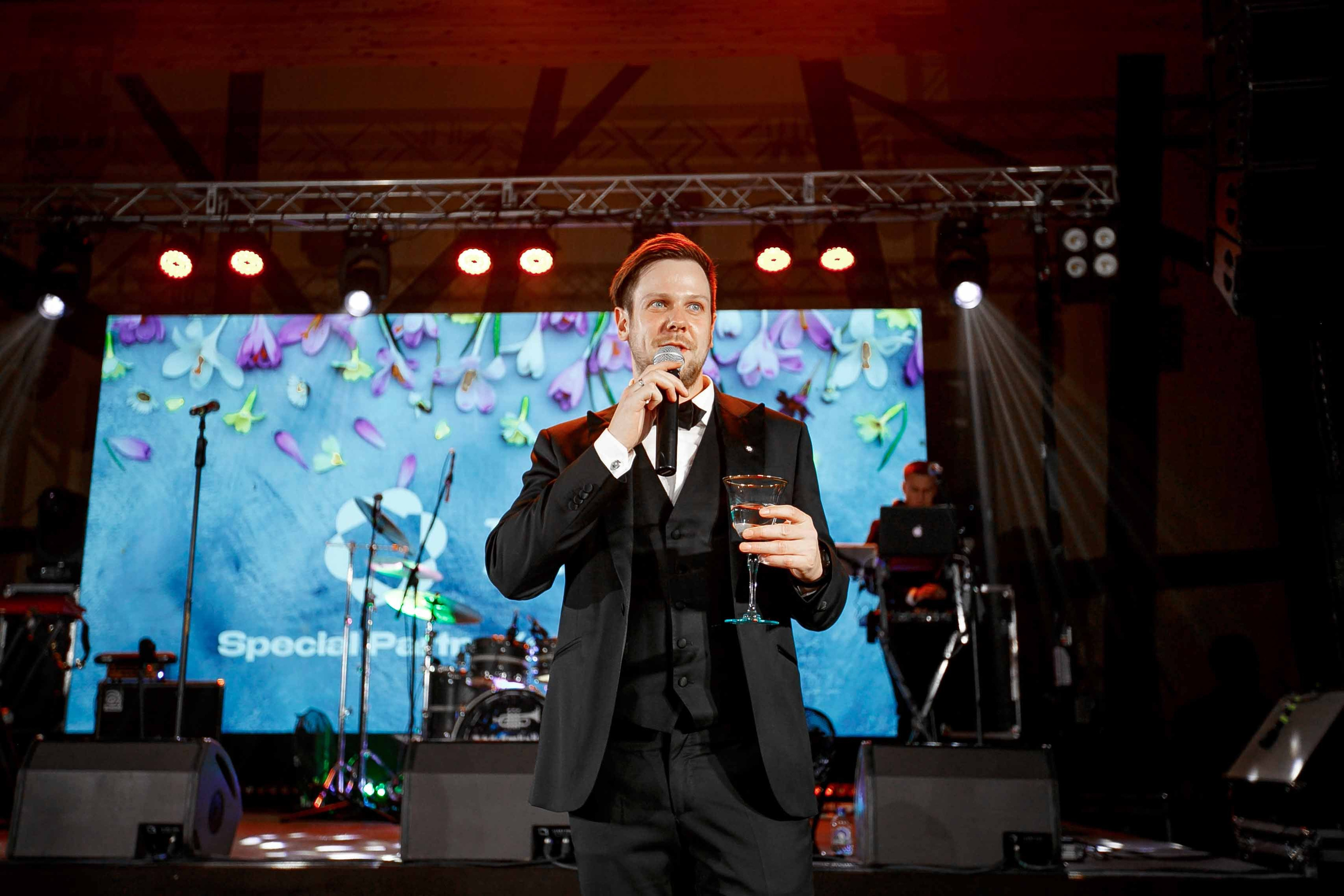 Банкет в «Азимуте». Ваш репортажный фотограф Артемий Антонов