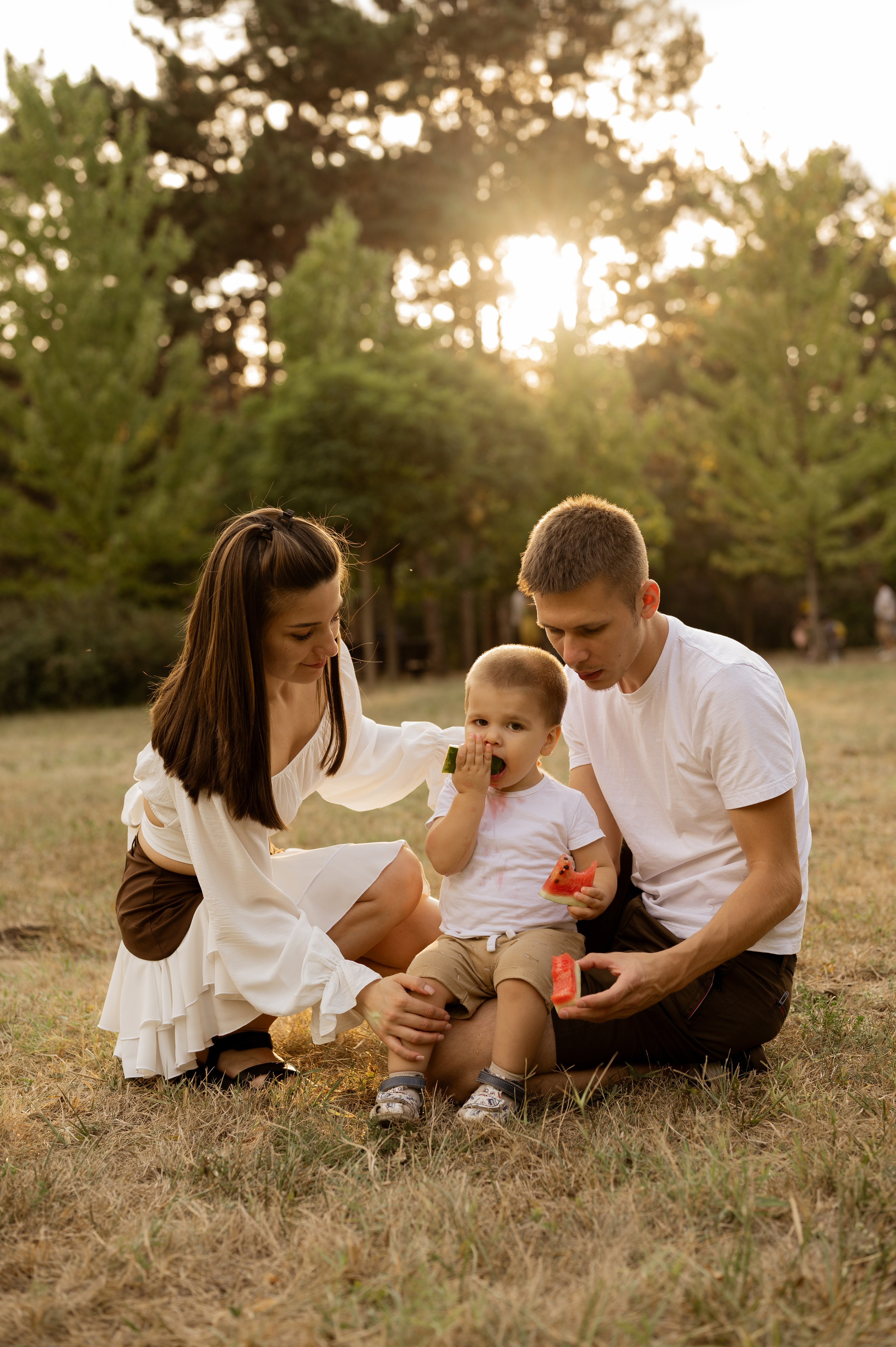 Летняя семейная фотосессия в парке. Свадебный и семейный фотограф в Краснодаре Алина Мельник