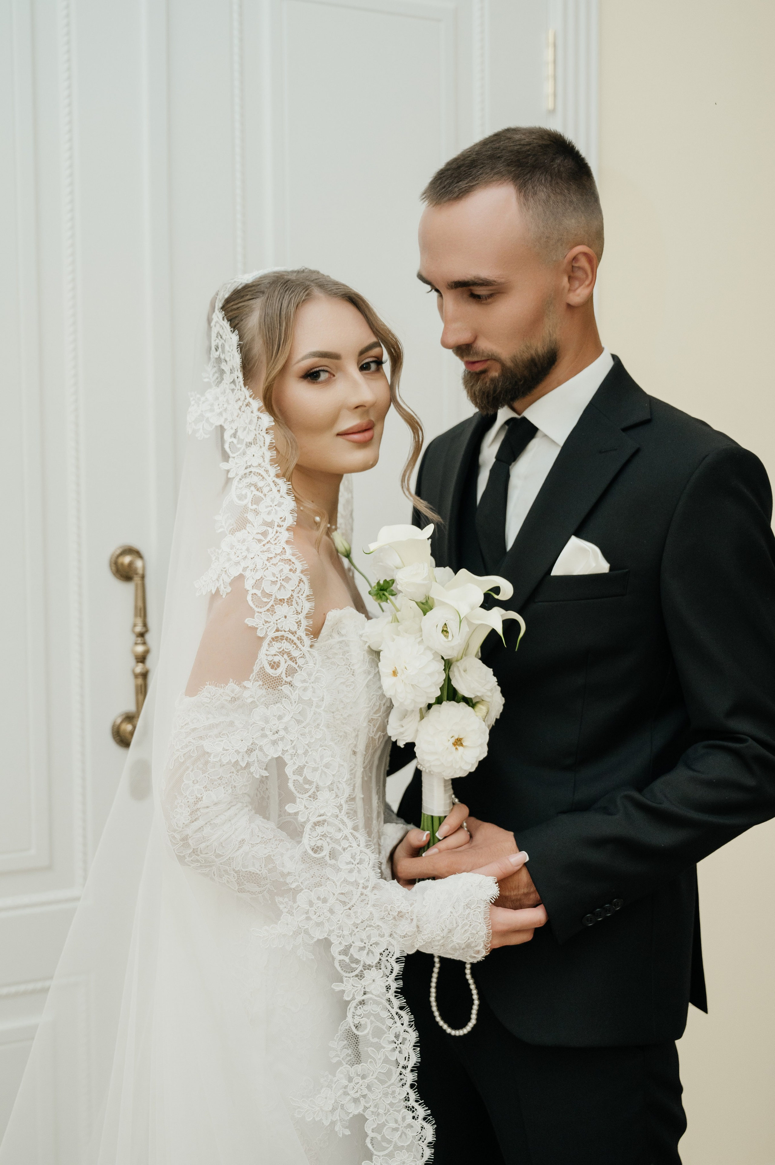 Виктор и Валерия (загс). Свадебный и семейный фотограф в Краснодаре Алина Мельник