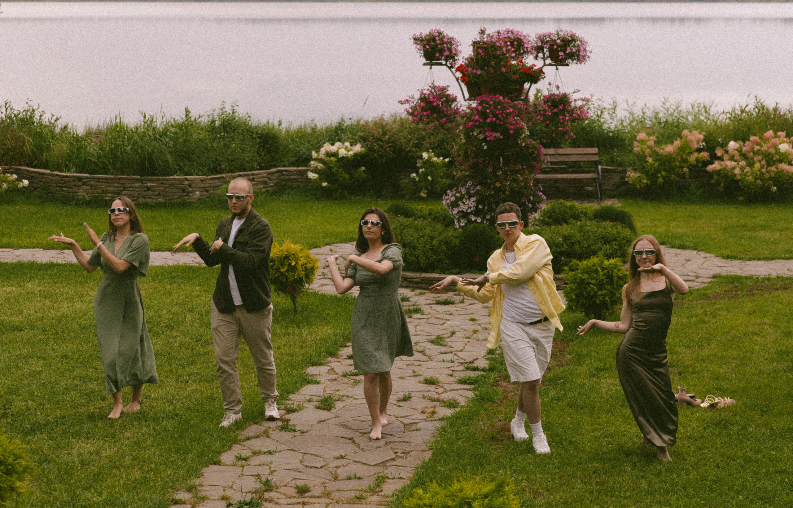 Держи меня крепче