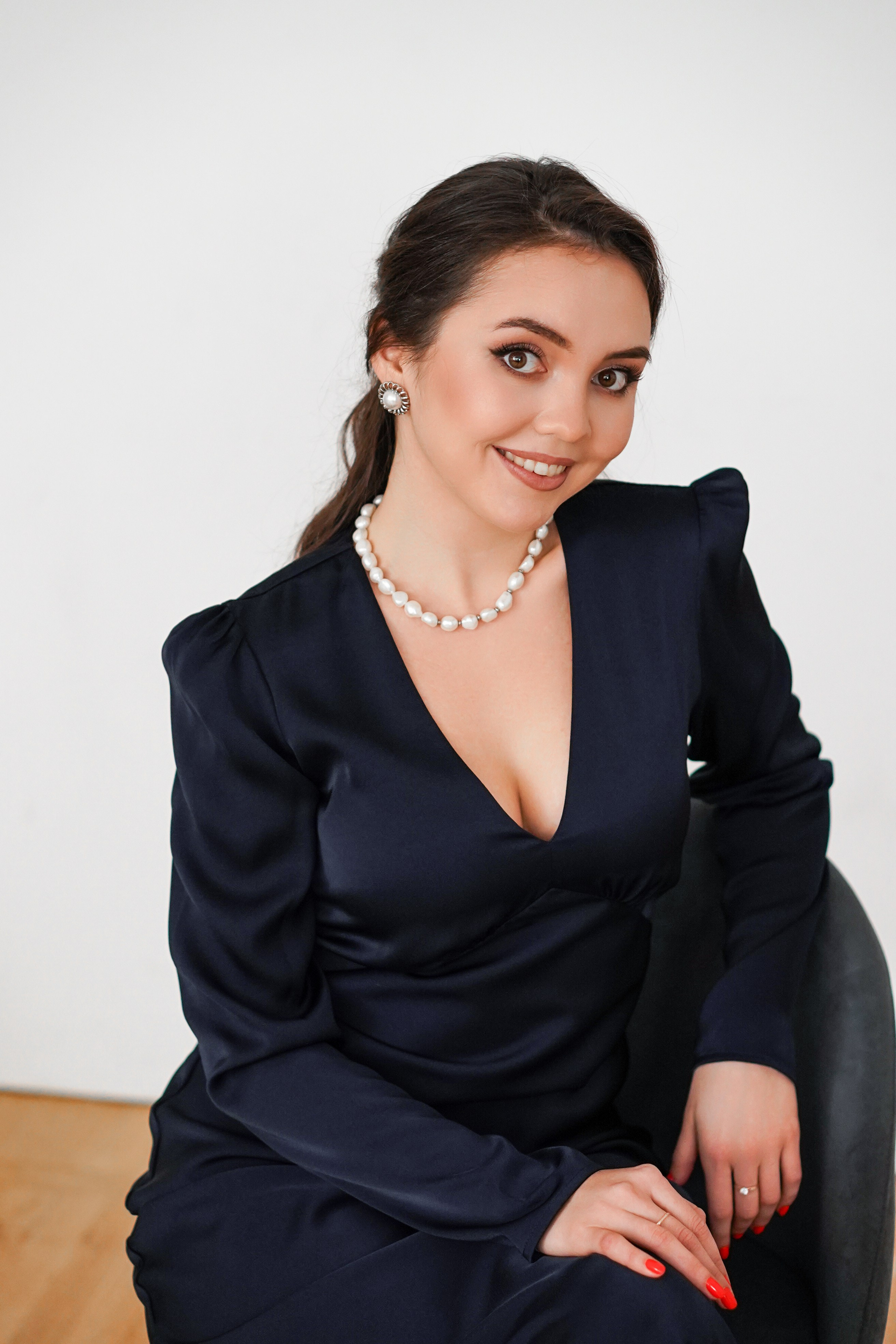 Контент съемка для эксперта по недвижимости Ксении. Контент фотограф Санкт-Петербург Богодухова Лариса