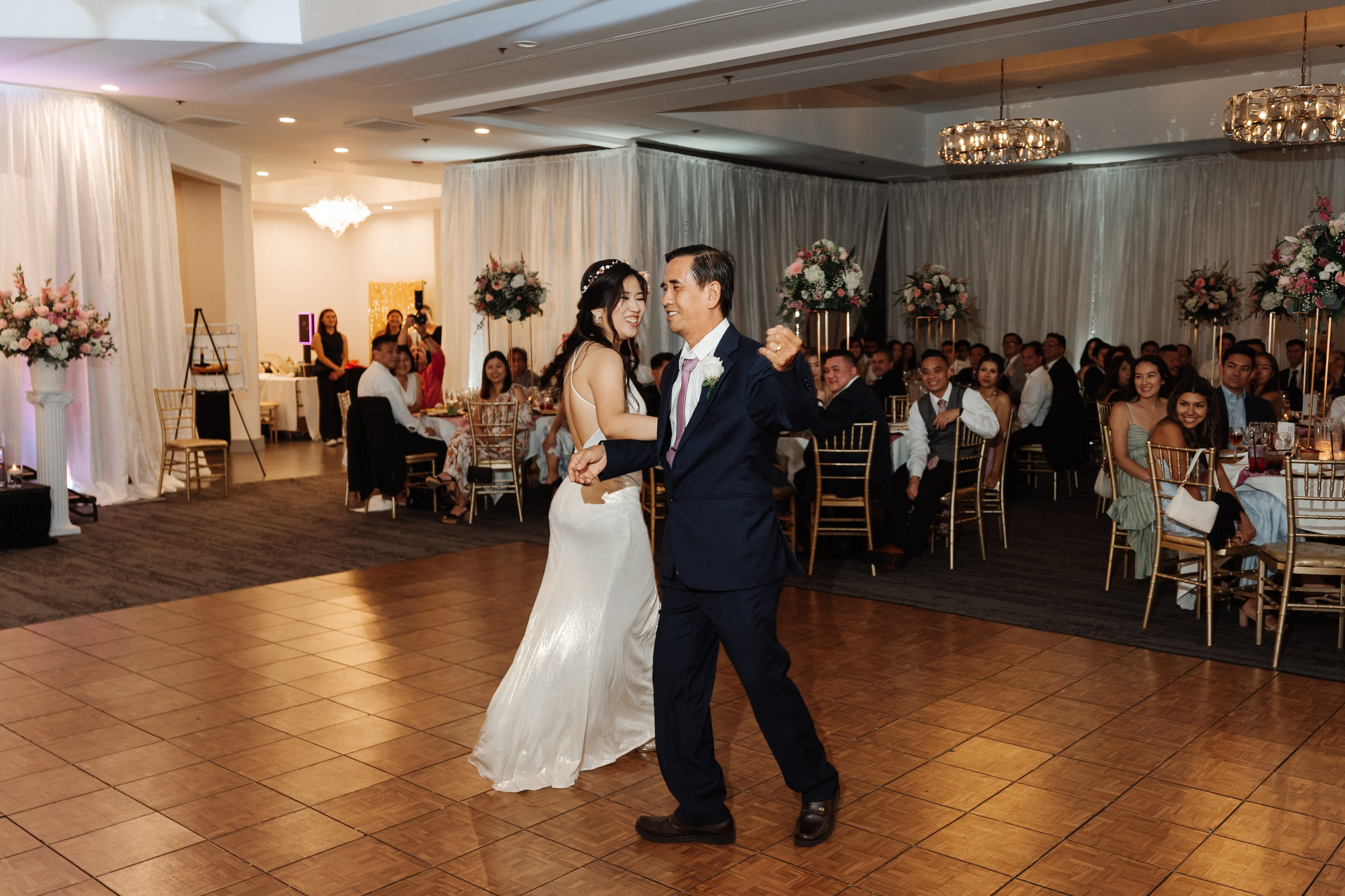 2025-08-16_AndreaChristopher. Ретушер Зенькевич Света