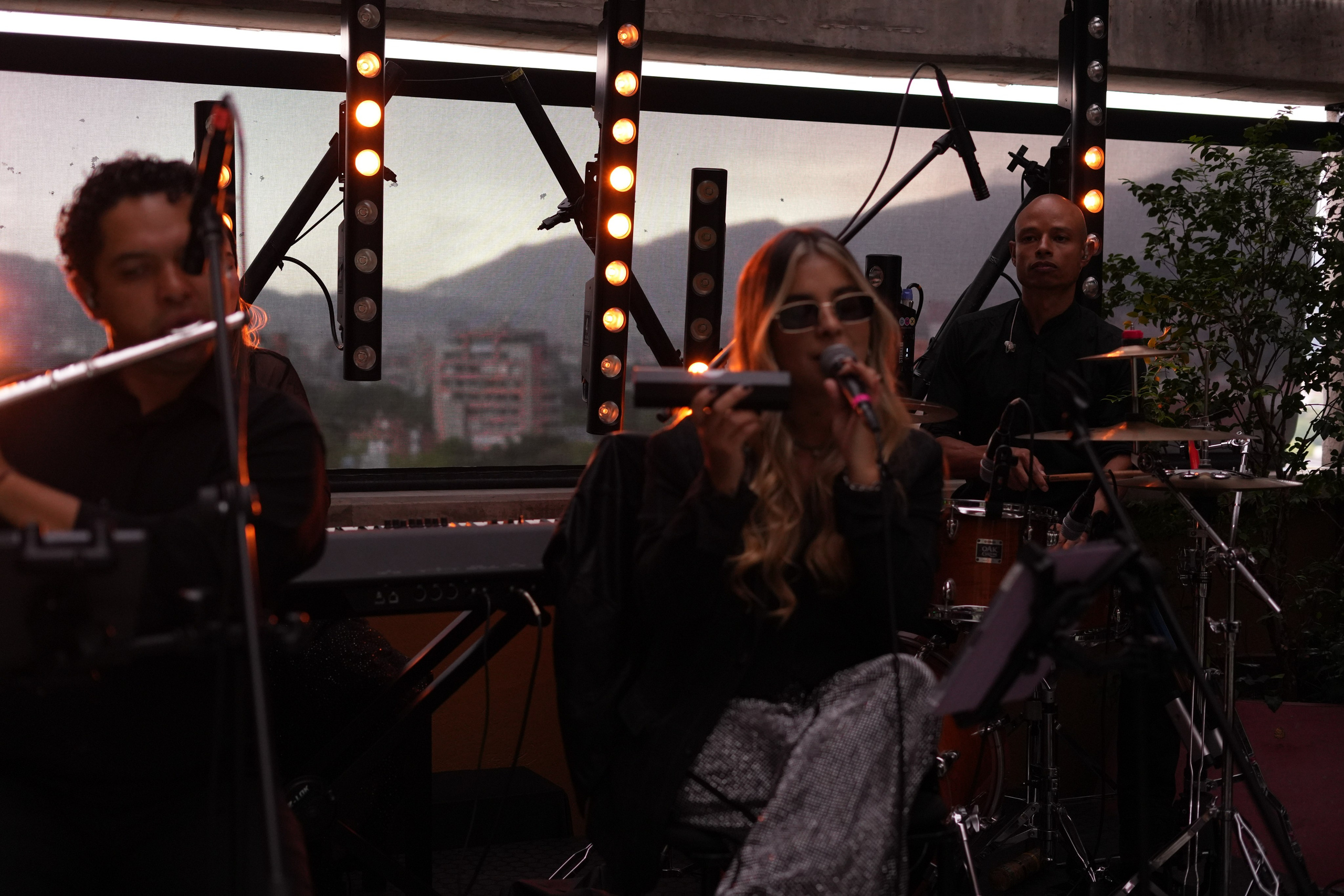 Olivia and Zack / 1 wedding day. Wedding Photographer in Barcelona and Medellin