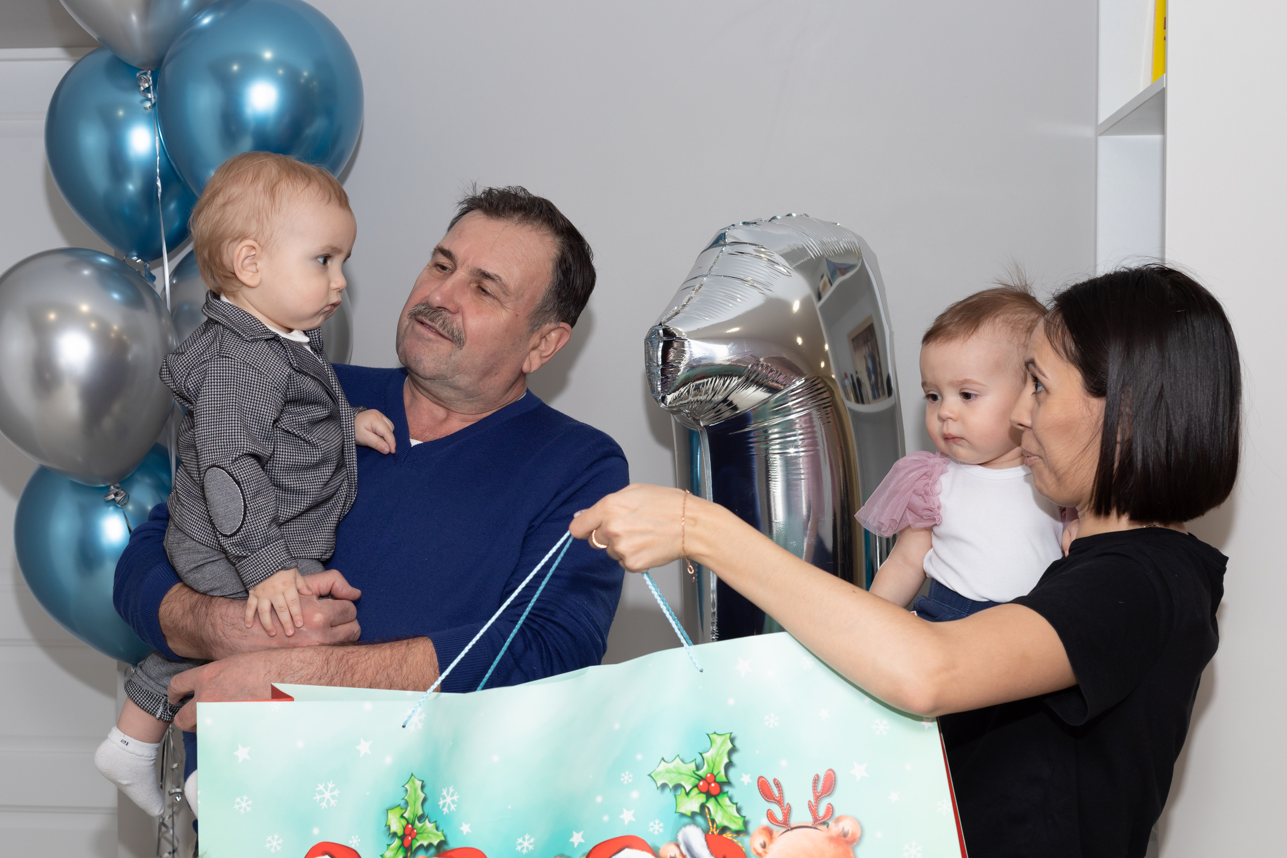 Первый день рождения. Фотосессия дома, в кругу семьи. Food и предметный фотограф в Барнауле Ирина Супряженко