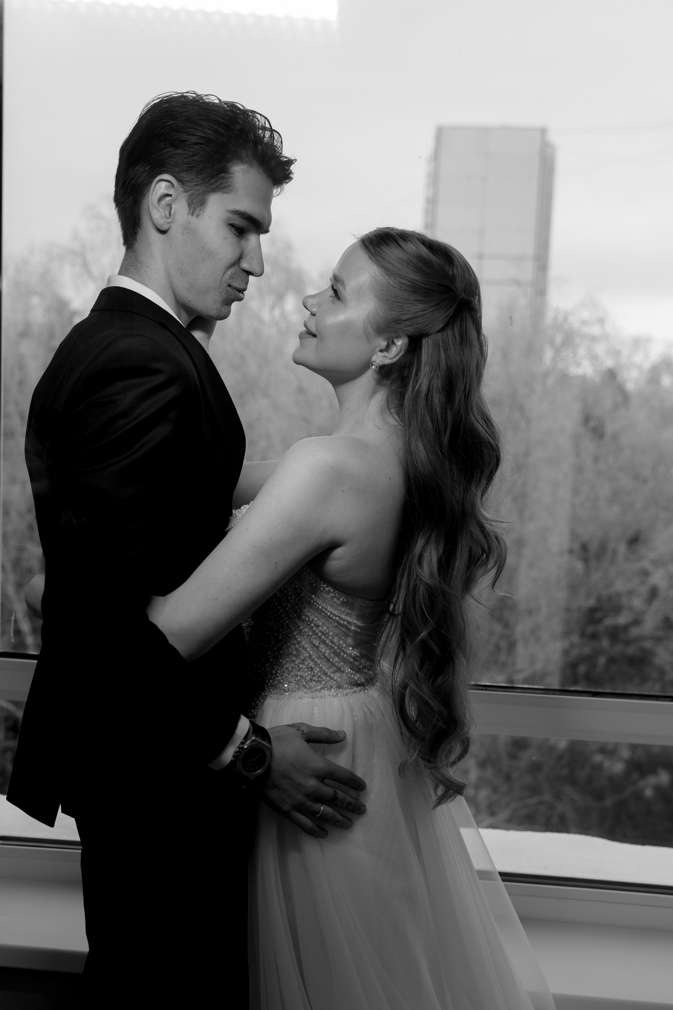 СВАДЕБНАЯ СЬЕМКА СБОРОВ В ОТЕЛЕ И ВЫЕЗД НА ЦЕРЕМОНИЮ (СНЯТО В СИБИРЕ В НИЖНЕВАРТОВСКЕ). Профессиональный фотограф, Санкт-Петербург — Виктория Богомолова