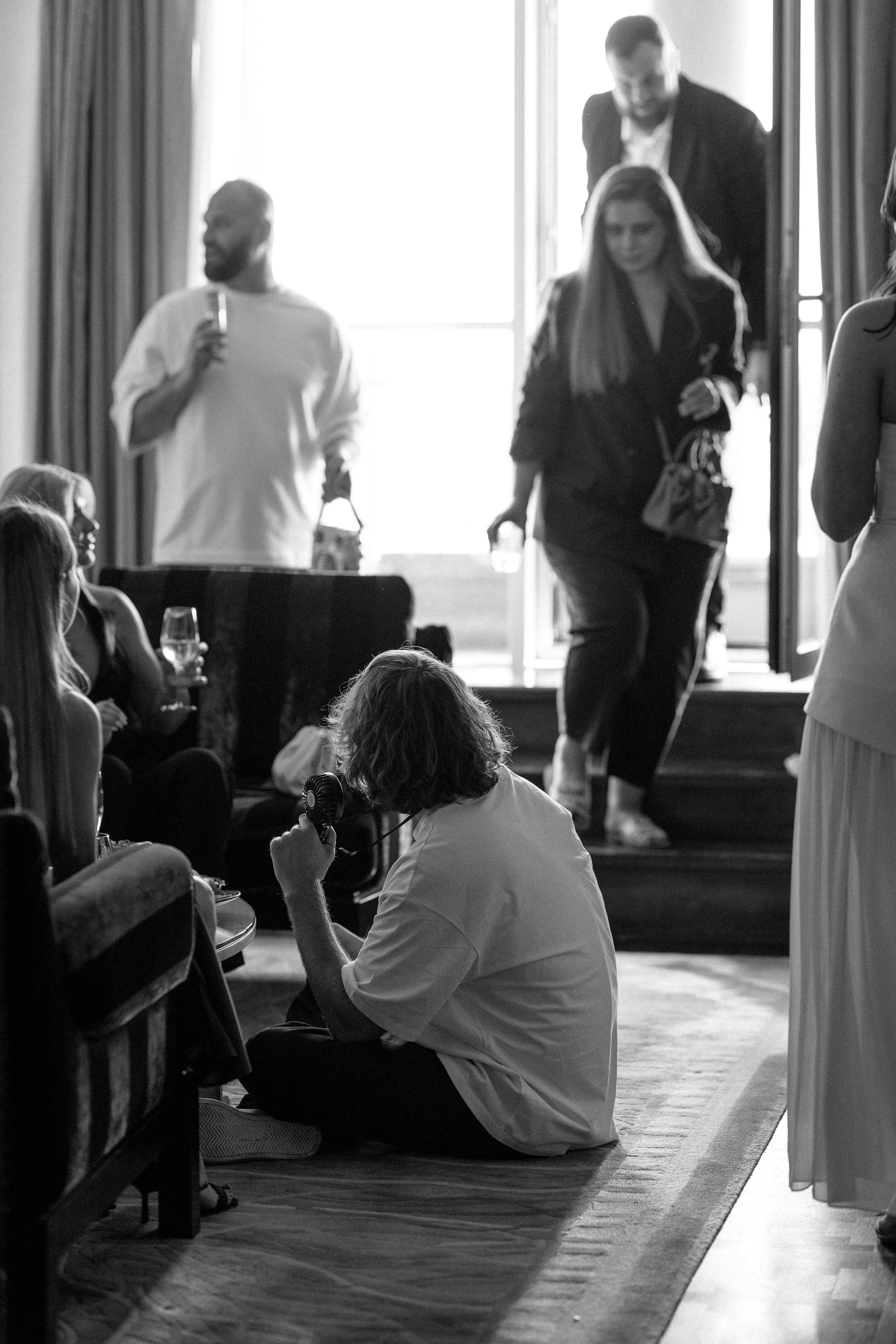 Вечер в кругу близких в отеле Continental. Свадебный фотограф в Москве Наталья Струкова