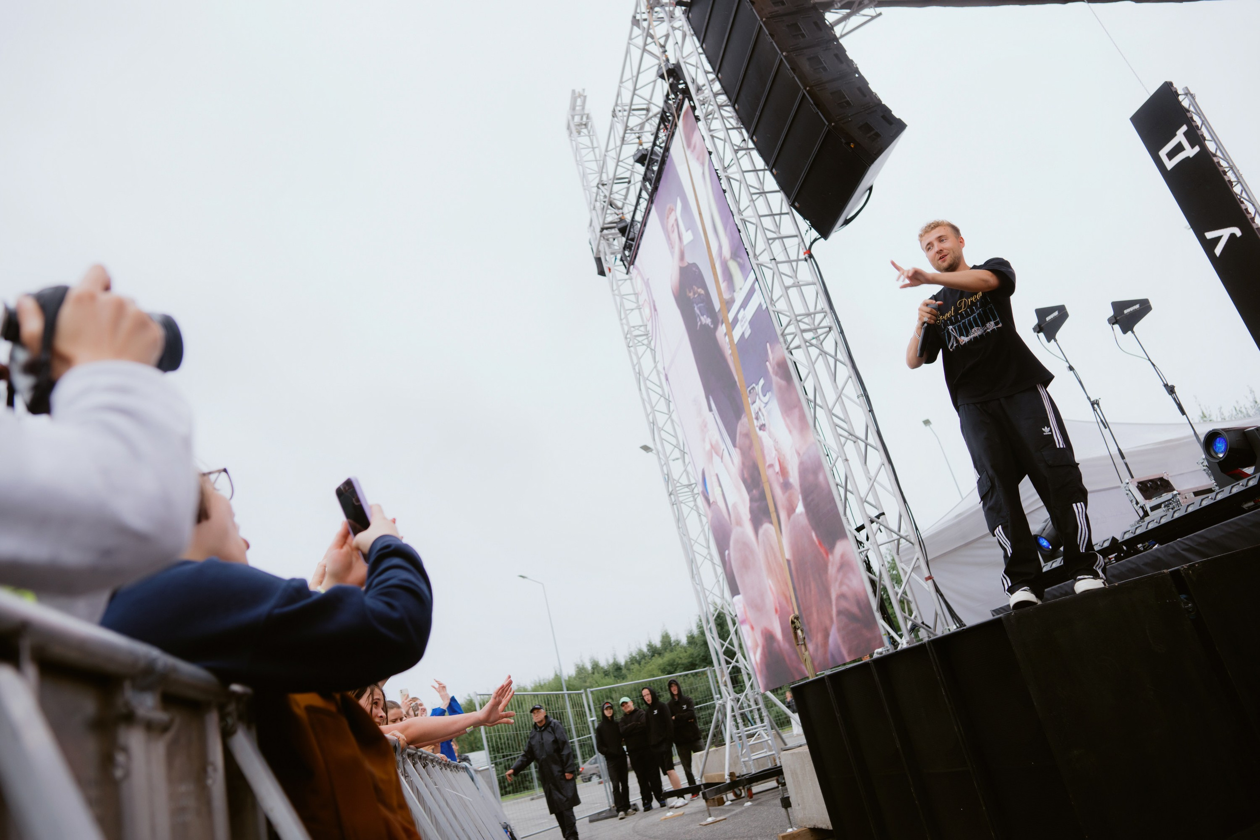 Dvor mega music festival. Photographer — ERASTOV