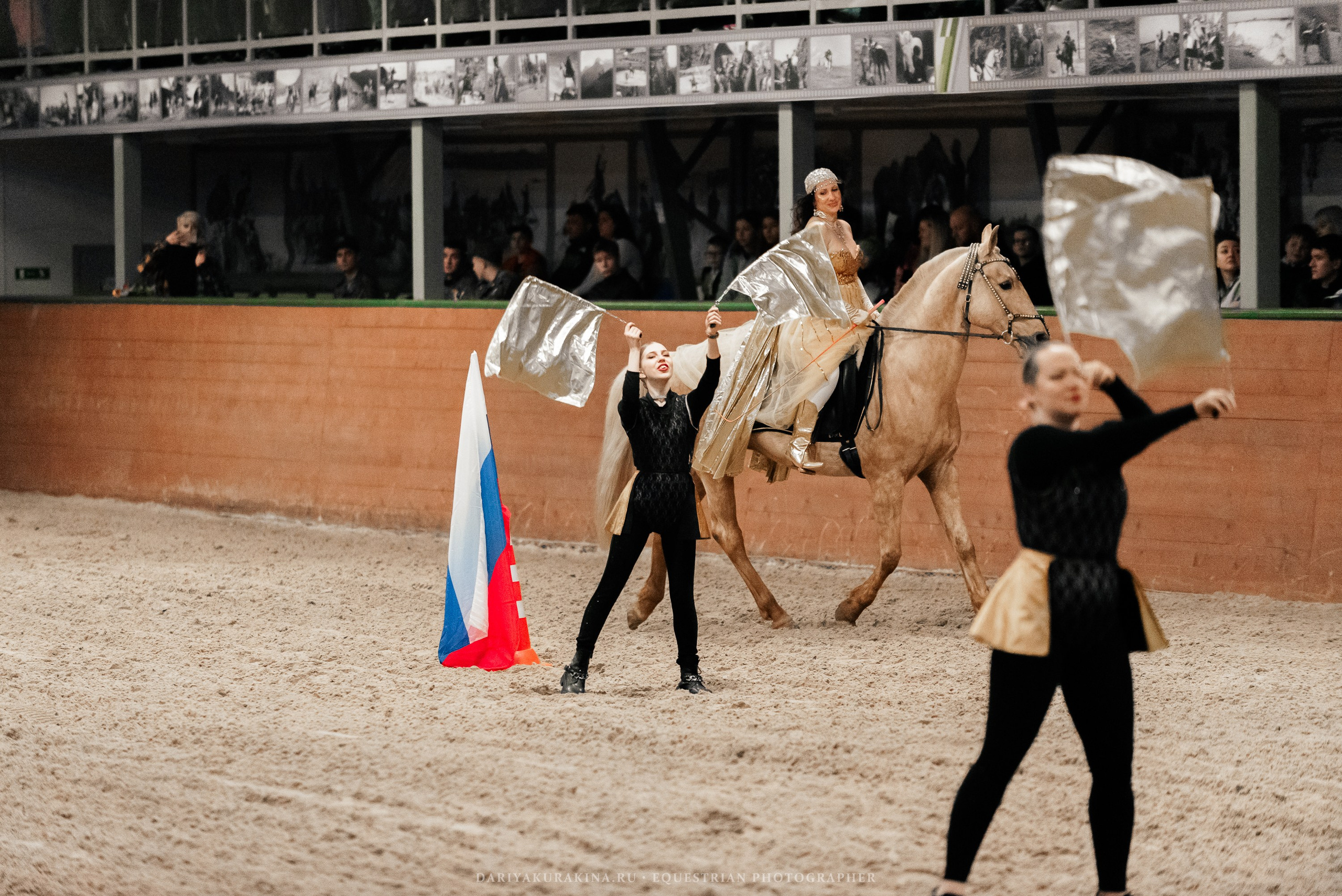Конное представление «Дыхание Звёзд». Конный фотограф Куракина Дарья • Фотосессии с лошадьми