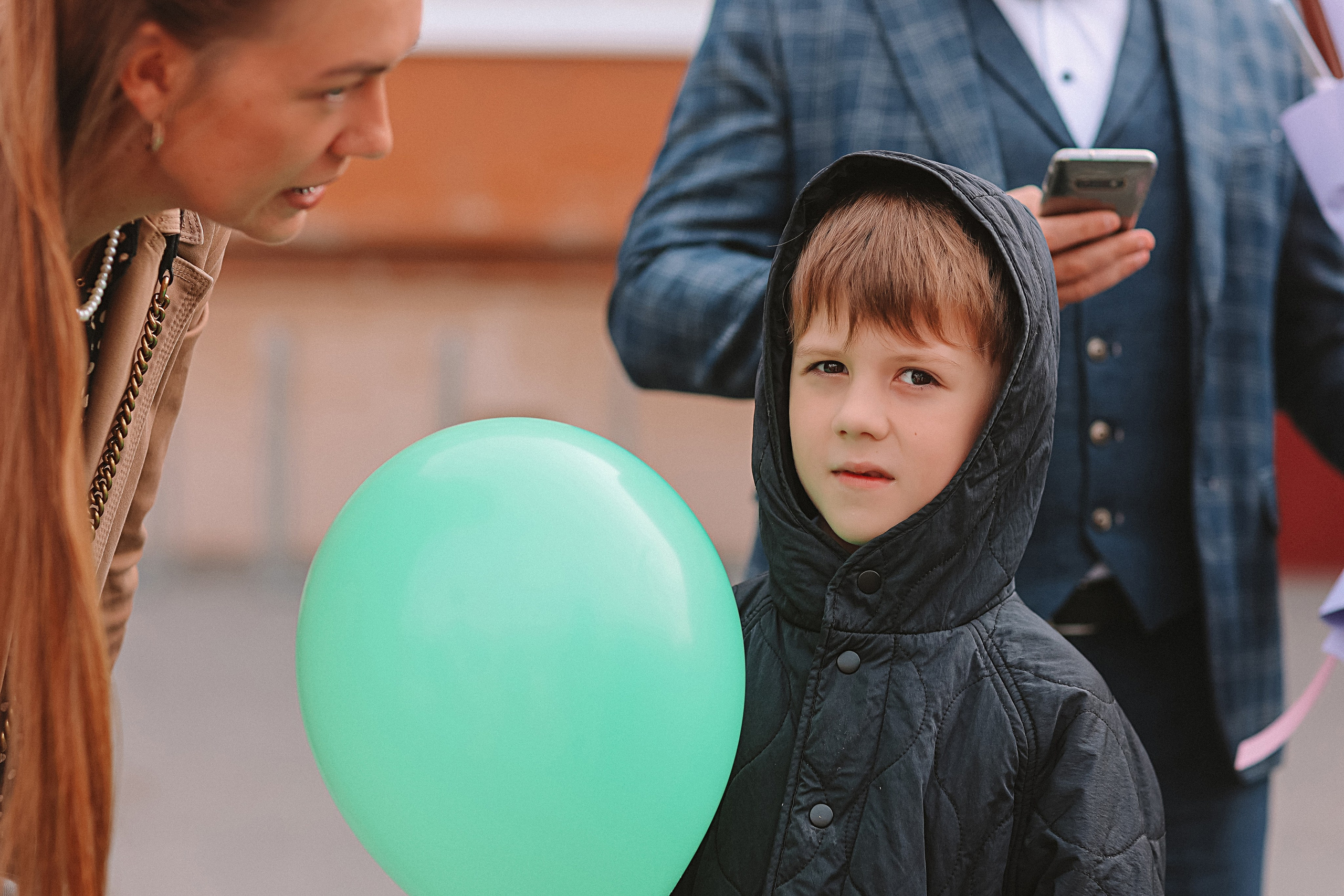 1 сентября линейка+кл час+портреты. Семейный фотограф Тюмень, фотограф на роды Салмина Мария