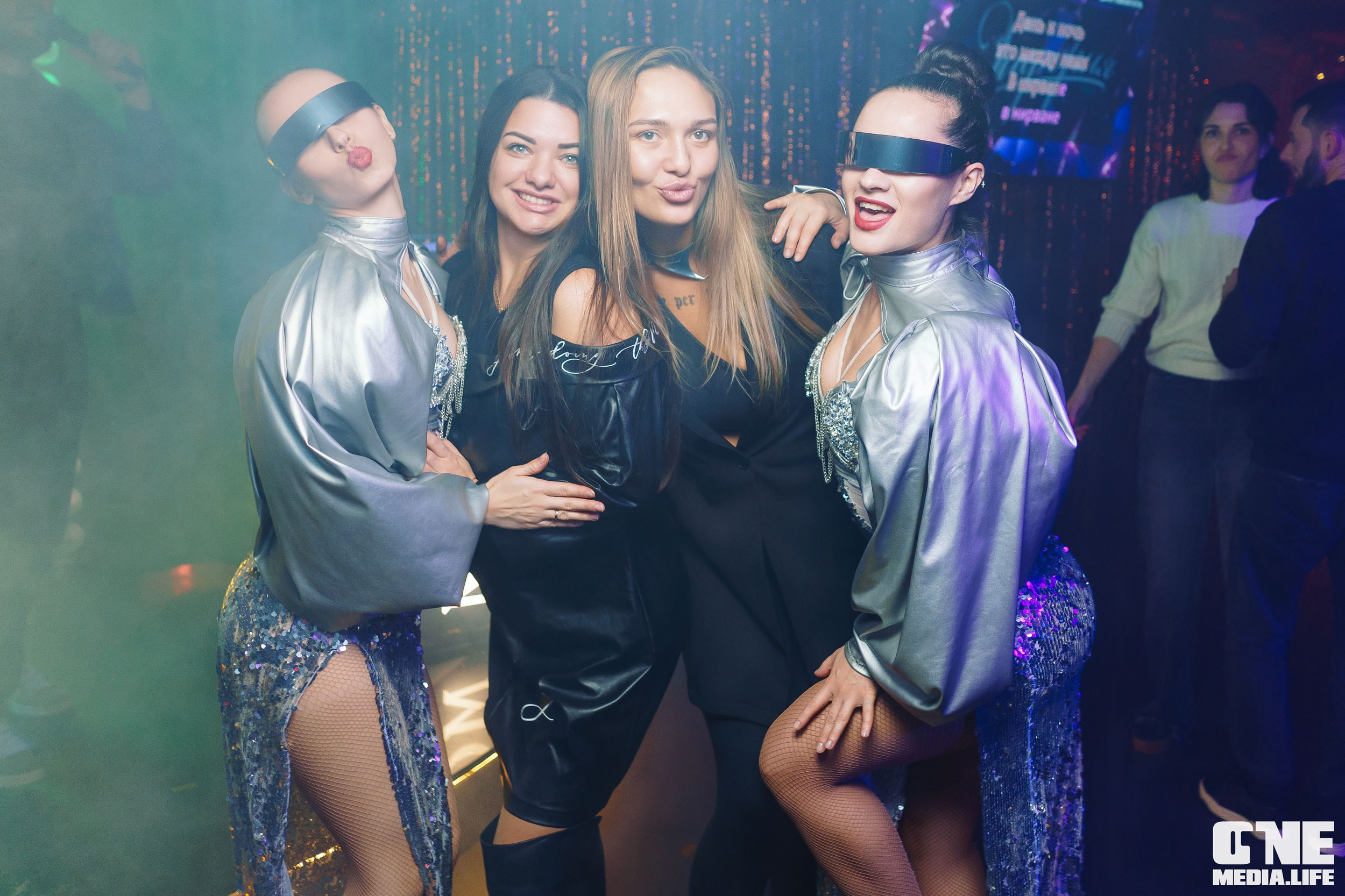 Фоторепортаж из караоке-клуба Эйфория. One Media Life: фоторепортажи, фотоотчеты с мероприятий и заведений