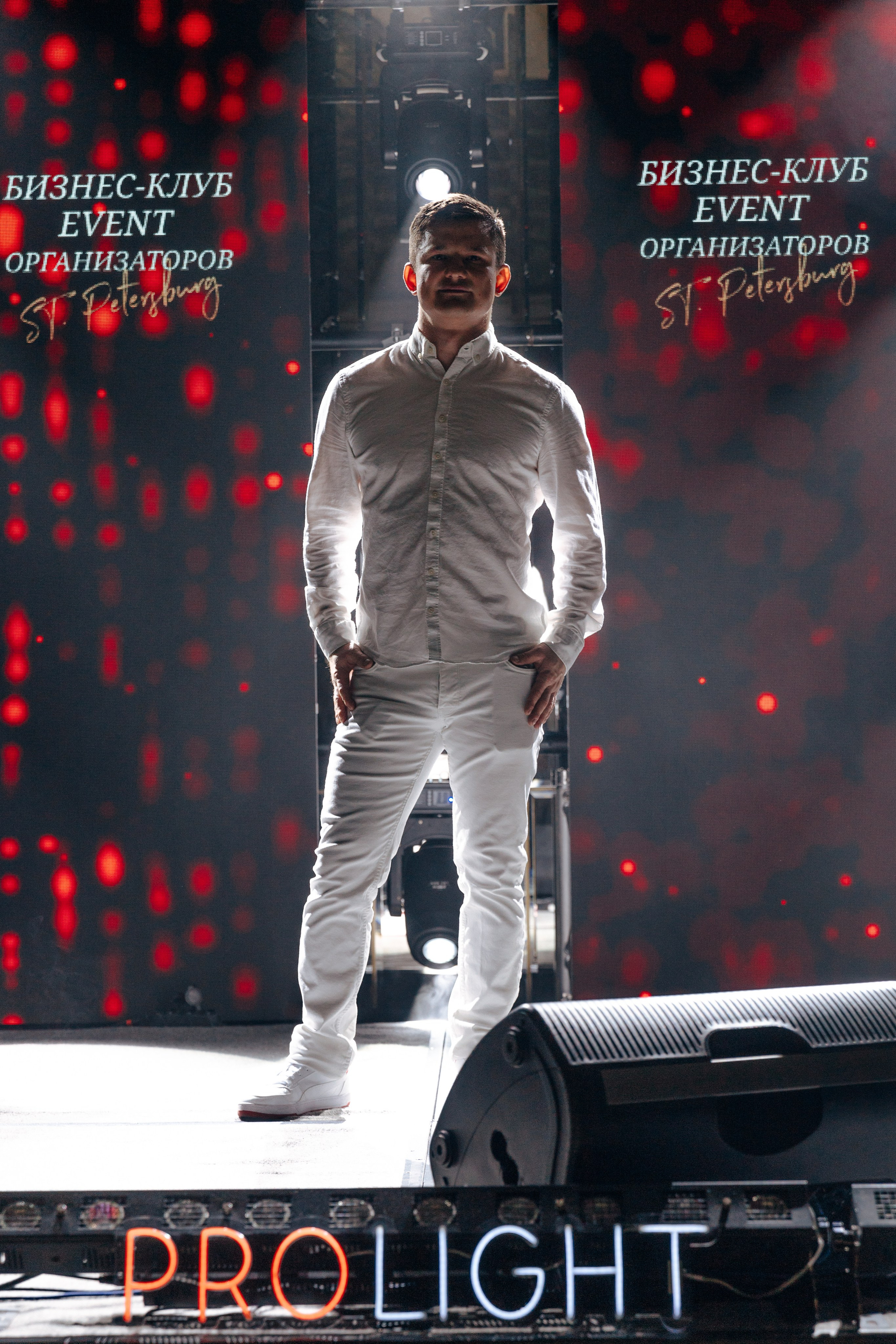 Red ball. Свадебный фотограф в Санкт-Петербурге и Москве Андрей Чернов