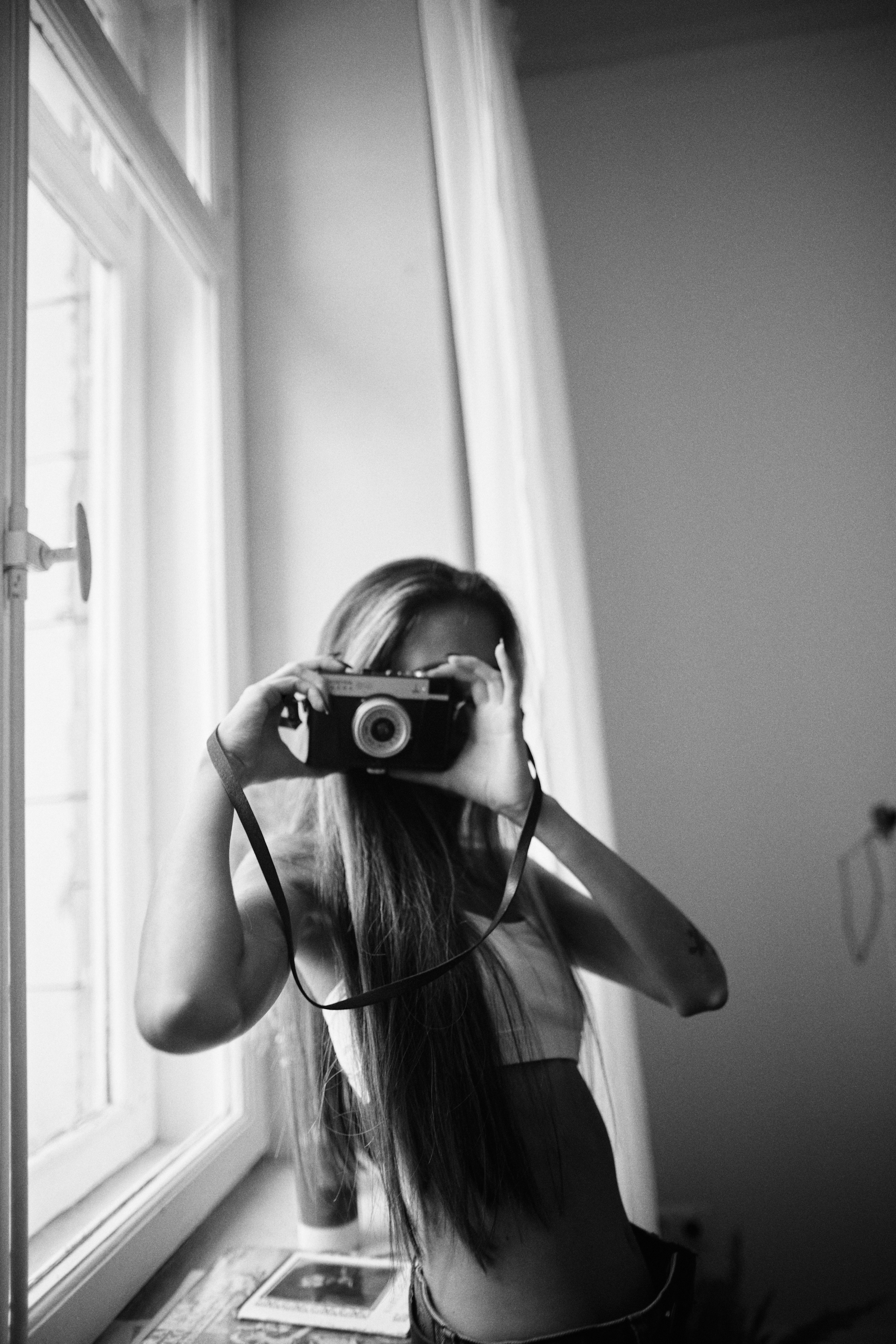 Смм специалист. Женский и контент фотограф в Москве