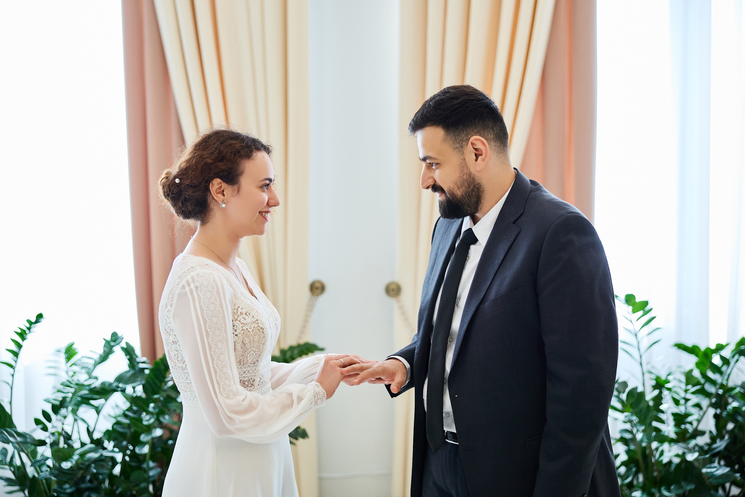 Свадебная фотосессия Царицыно. Свадебный фотограф Сергей Колбинский