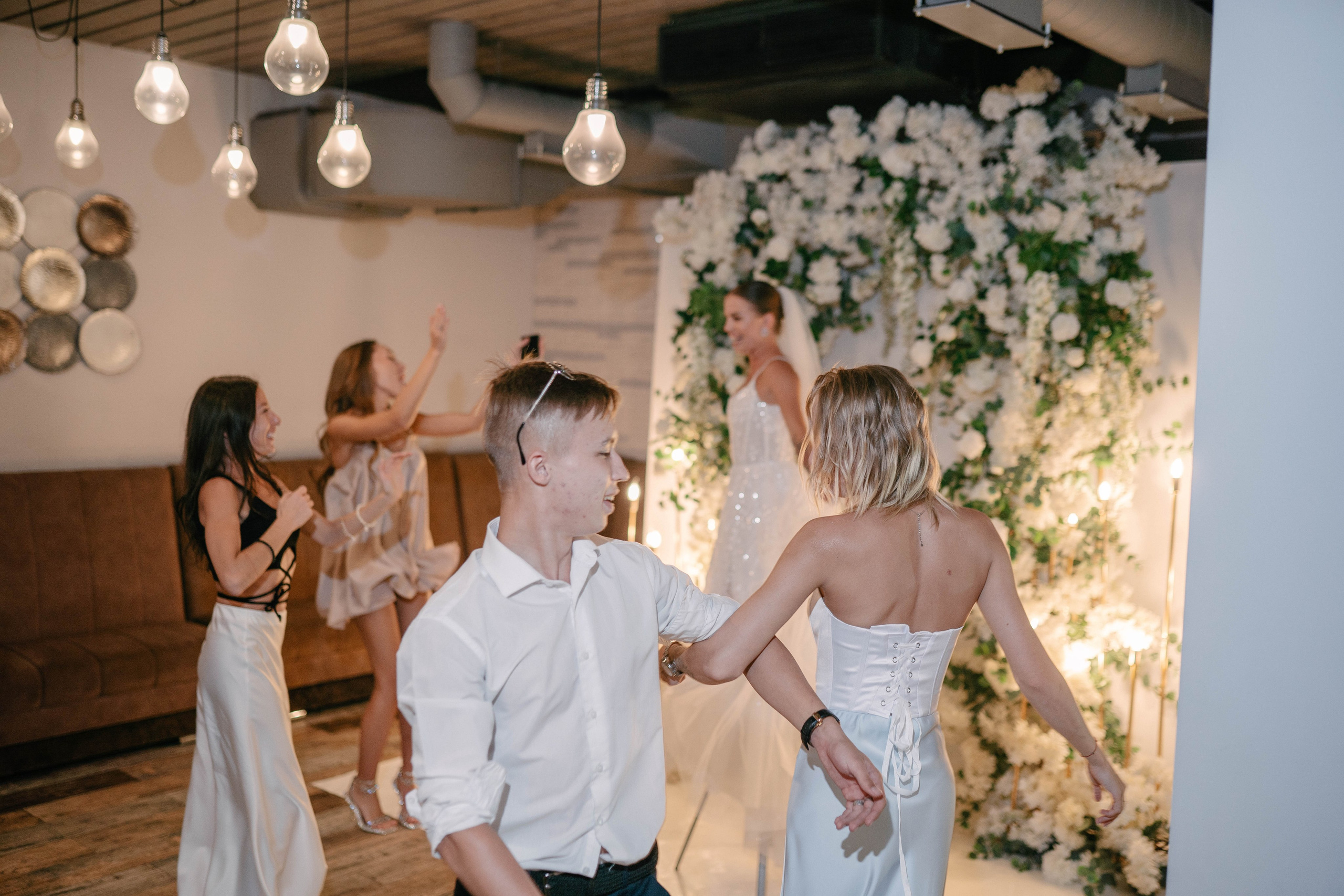 Нанфу и Александра. Первая встреча, лавстори, церемония и банкет. Фотограф Чита. Индивидуальные портреты, LoveStory, свадьбы