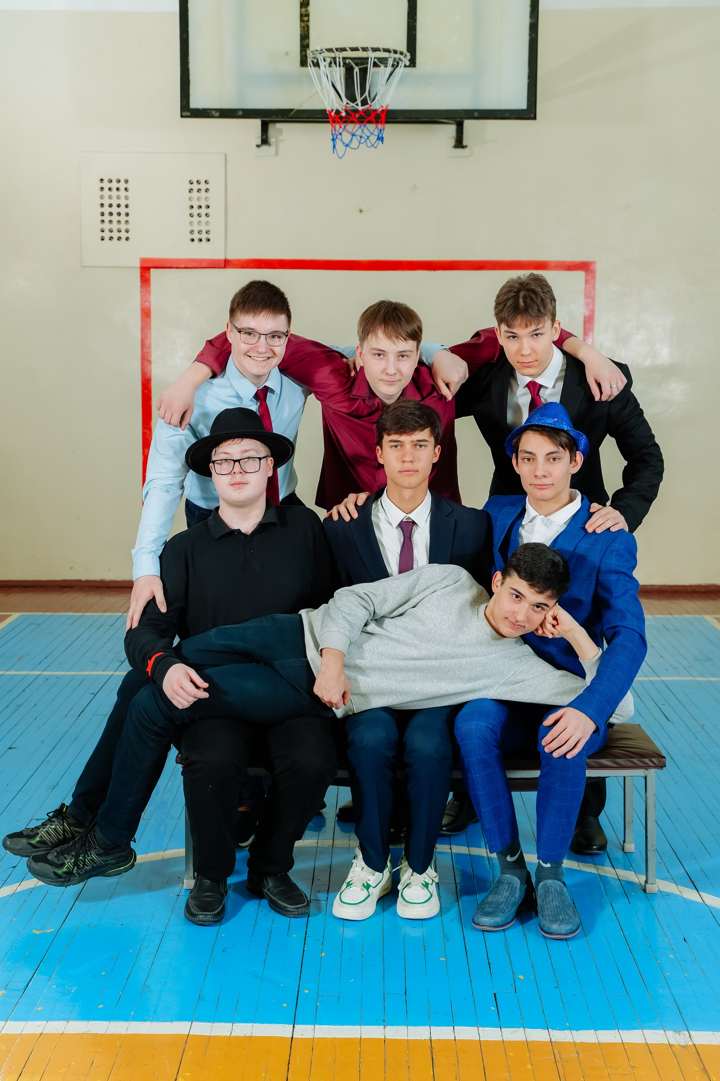 9/11 класс — физкультура. Выпускные альбомы Чехов, выпускные альбомы