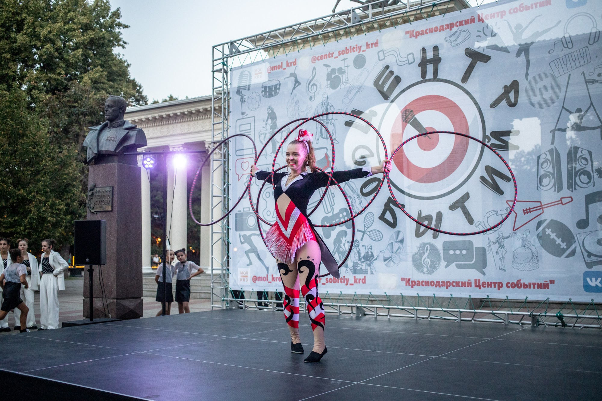 Закрытие летнего фестиваля «УФ». Репортажный, промышленный и маркетплейс-фотограф Дмитрий Чернат