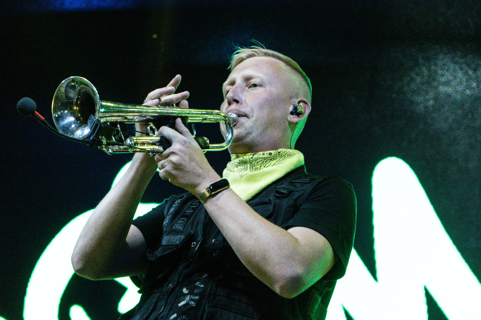 Концерт ко Дню молодёжи 2022. Репортажный, промышленный и маркетплейс-фотограф Дмитрий Чернат