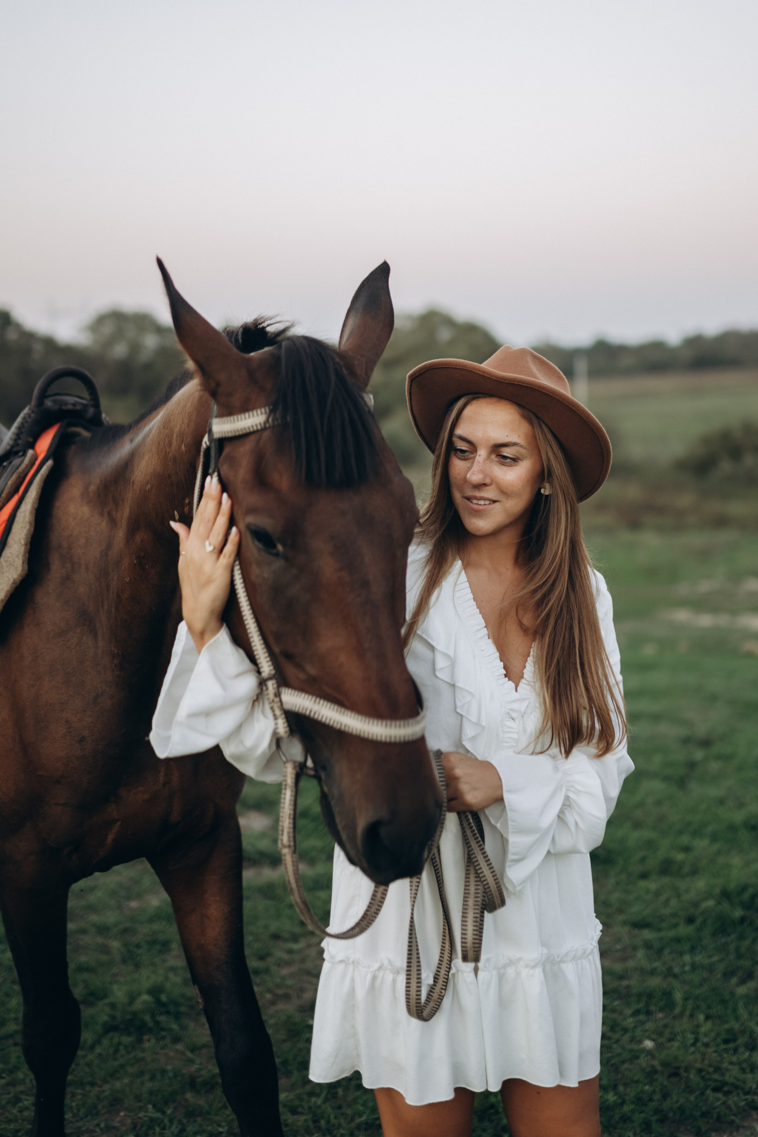 Дети строят песочные замки - трогательные кадры в Геленджике