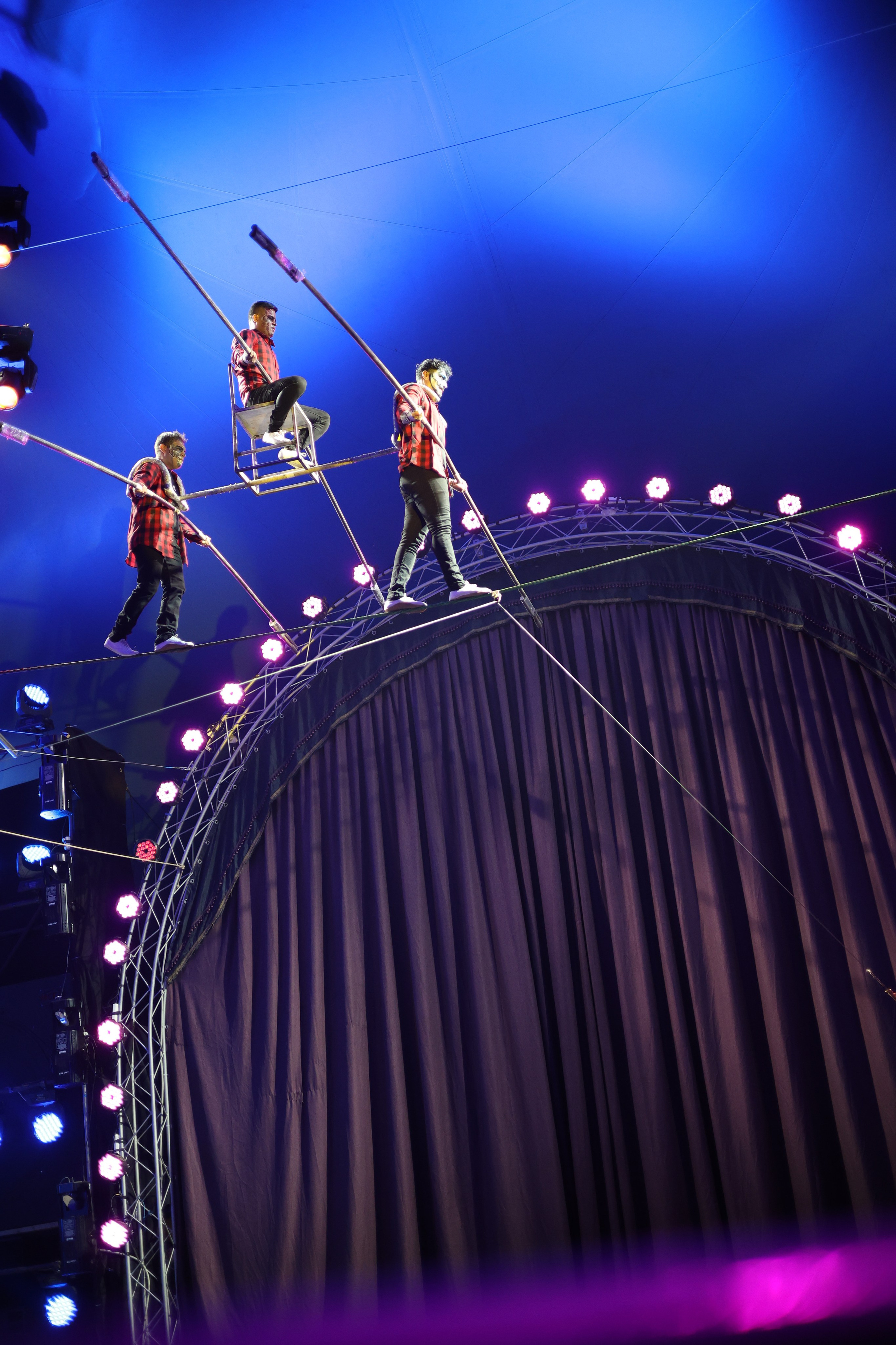 ЦИРК Демидова. Репортажный и мужской фотограф в Краснодаре. Фотограф в Краснодаре