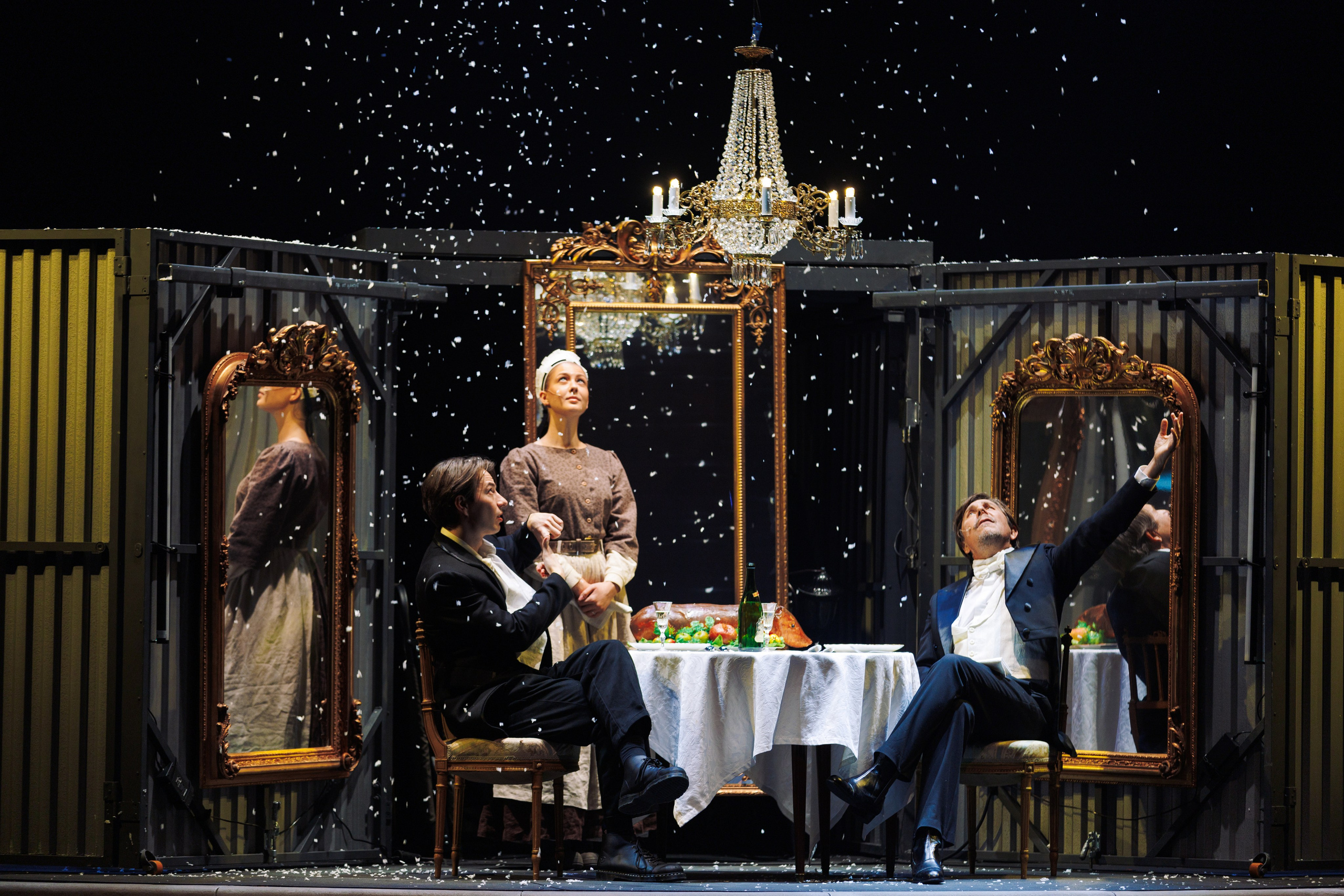 Theatre. Максим Чернышев — фотограф