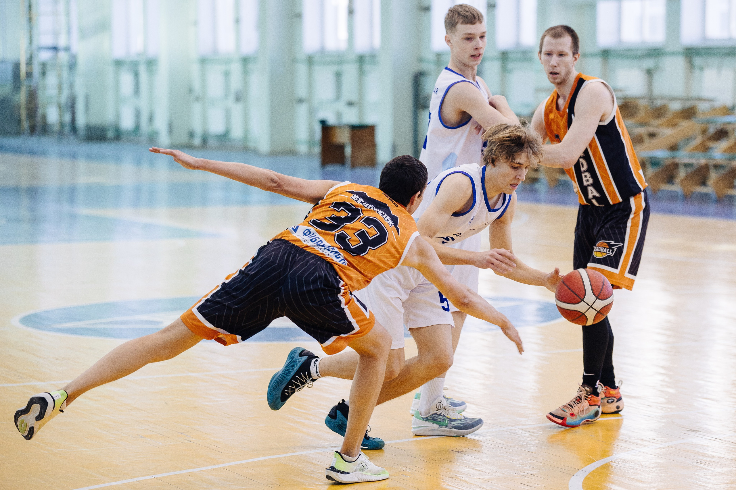 Любительский Чемпионат Магнитогорска по баскетболу // 09.02.25. Денис Прохоров Фотограф в г. Магнитогорск