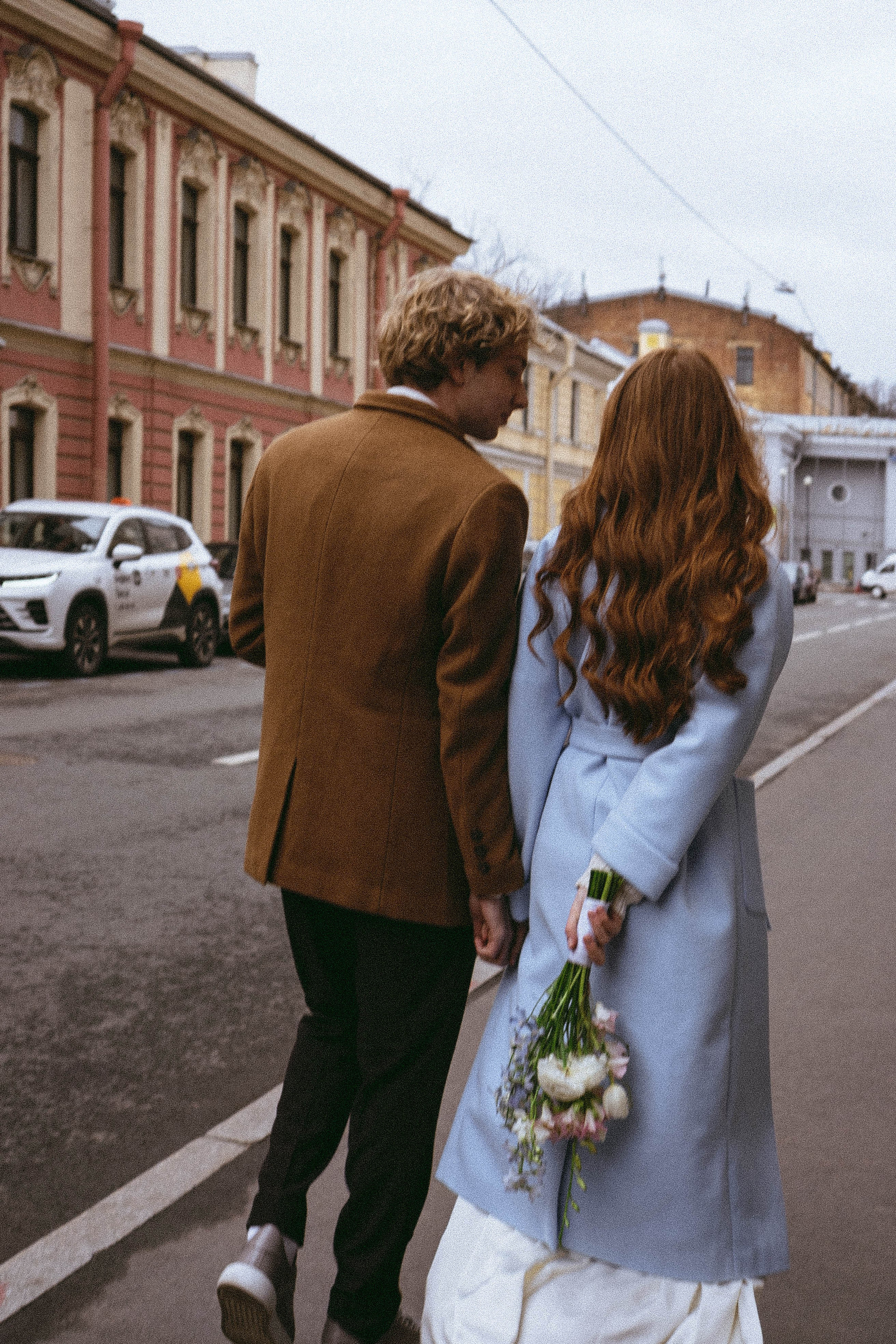 СВАДЕБНАЯ СЬЕМКА В ОТЕЛЕ. СБОРЫ ЖЕНИХА И НЕВЕСТЫ И ТАКЖЕ ТОР И ПОДГОТОВКА К ПРОГУЛКЕ И ПРОГУЛКА ПО ПЕТРОГРАДКЕ. Профессиональный фотограф, Санкт-Петербург — Виктория Богомолова