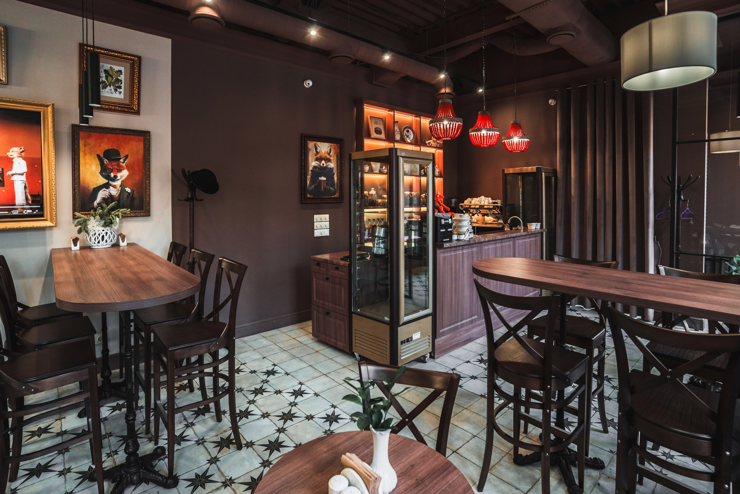 Кафе «Лисы, спички, два стола». Фотограф Казань