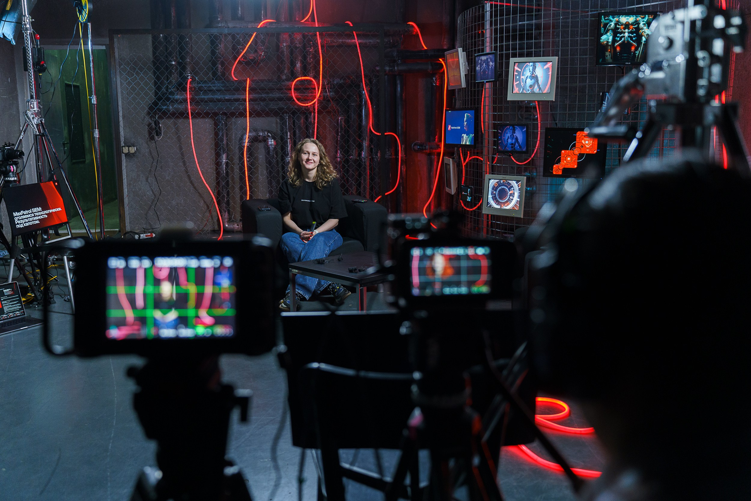 Бэкстейдж подкаста и ютуб шоу. Концертный и портретный фотограф Москва и Санкт-Петербург