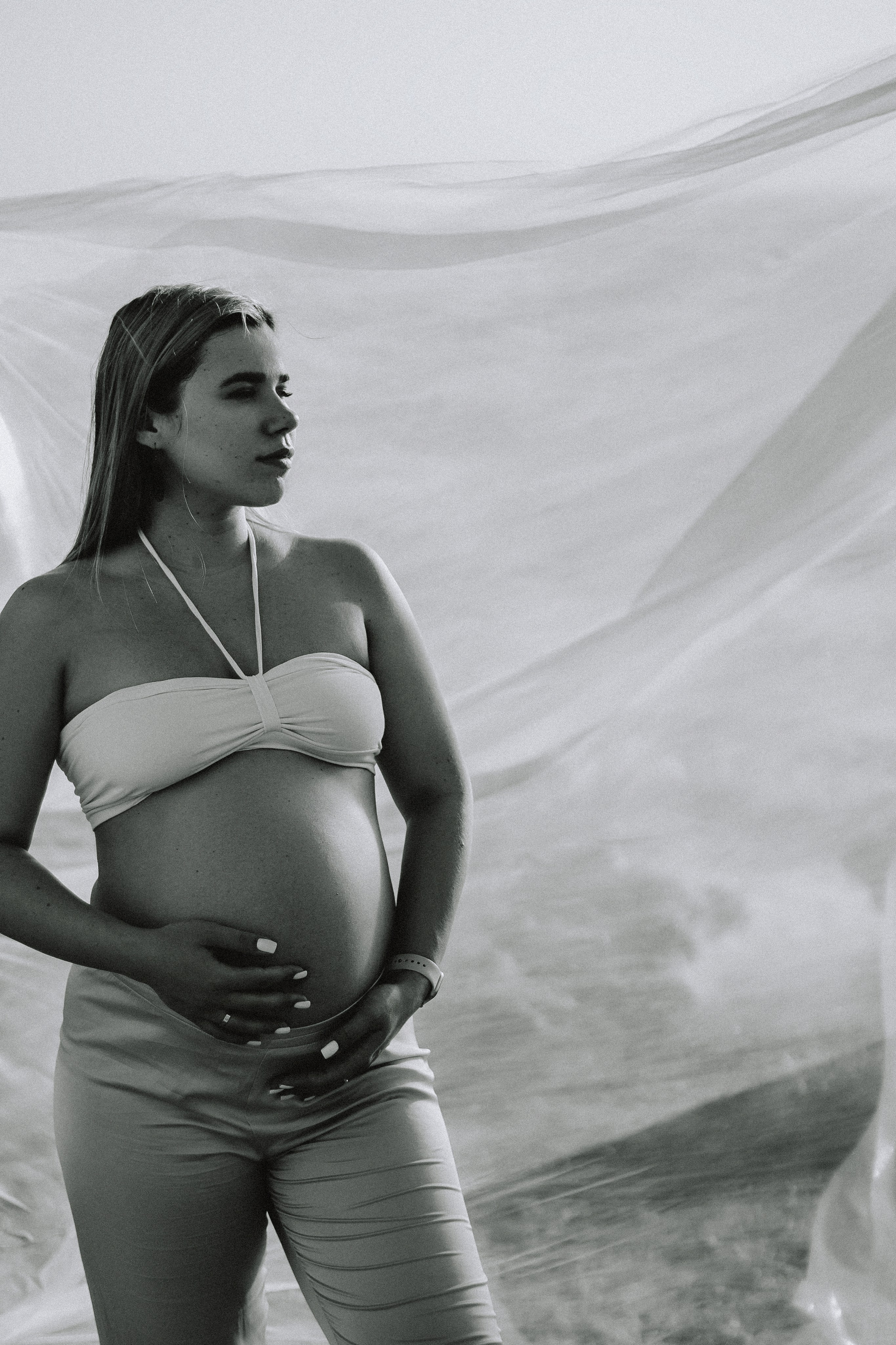 Евгений и Александра на берегу моря. Фотограф в Крыму | Виктория Нотевская