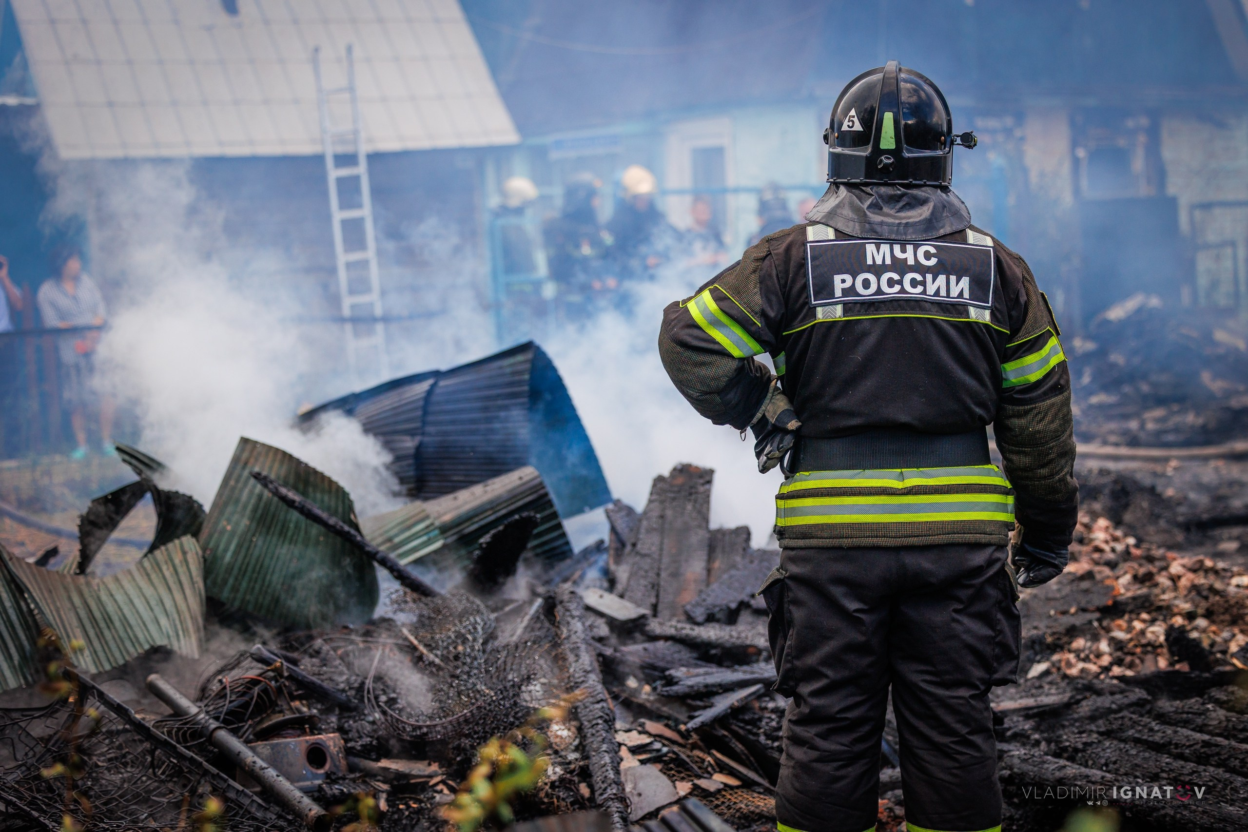 Пожарный репортёр Барнаул. Репортажный фотограф в Барнауле Владимир Игнатов
