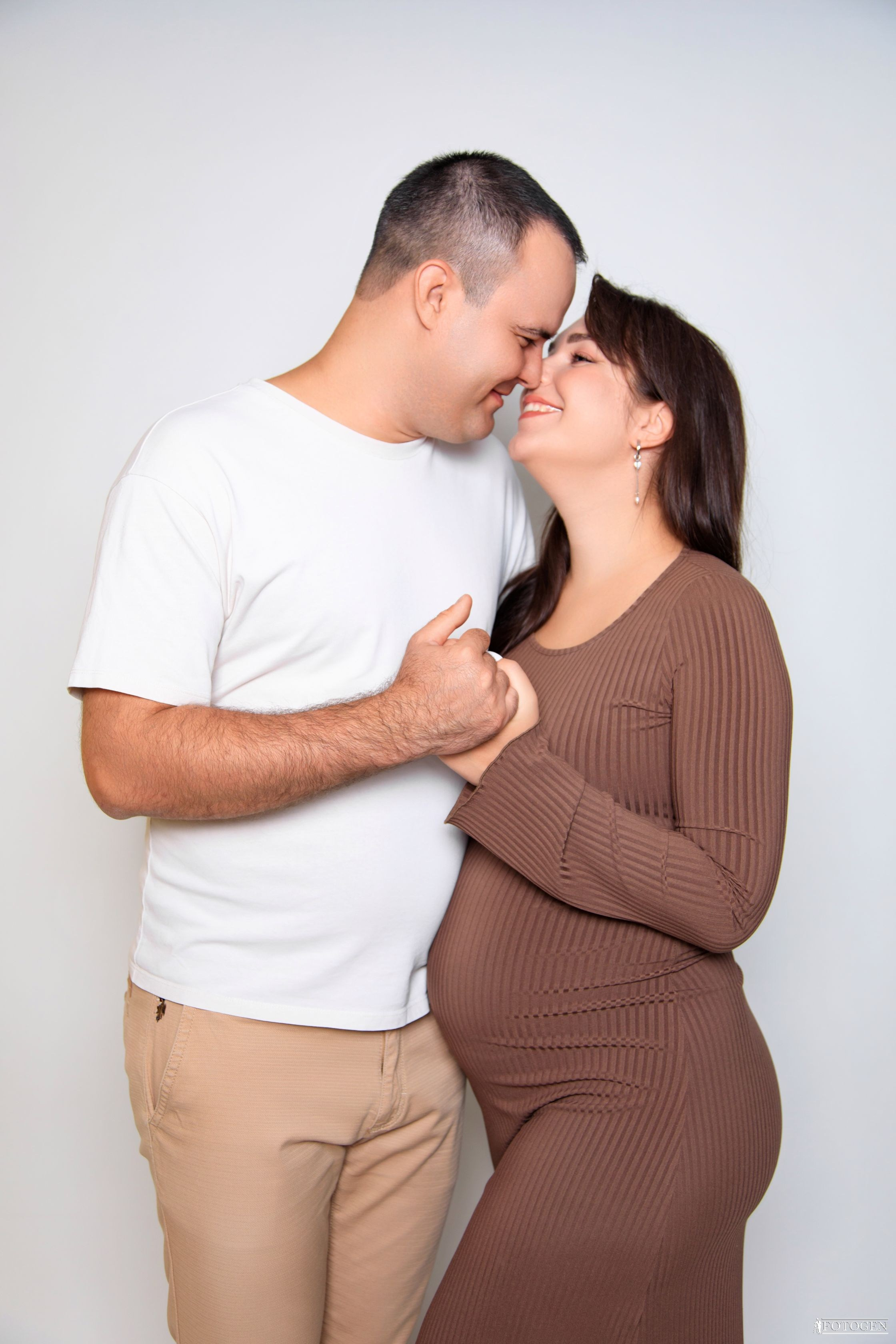 Фотосессия беременности: Портфолио нежных моментов. Интерьерная фотостудия FOTOGEN г. Краснодар