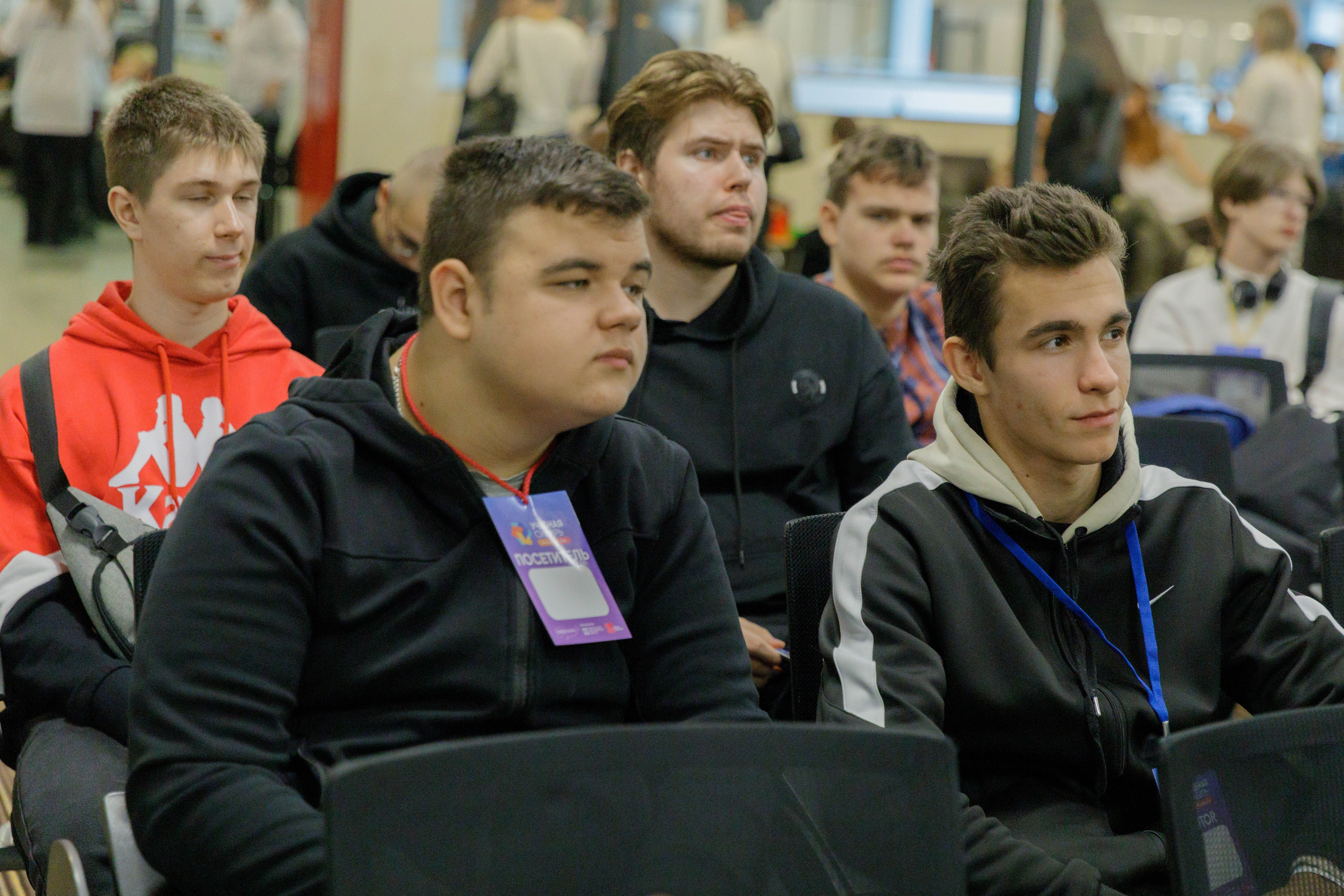 Семинары в рамках фестиваля беспилотных летательный аппаратов. Экспоцентр. Репортажный фотограф в Новосибирске Алена Помазунова