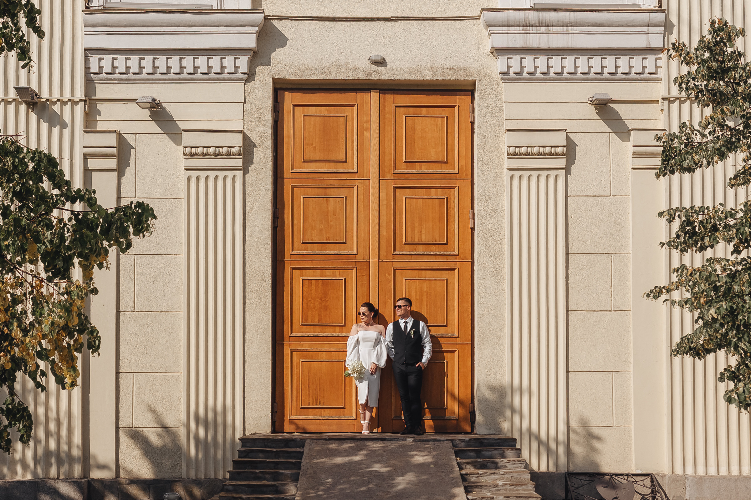 Фотограф Лилия Савина, фотограф Нижний Тагил, фотограф на свадьбу Нижний тагил, свадебный фотограф Нижний Тагил, свадебная фотосессия Нижний Тагил, фотосессия у драмтеатра Нижний Тагил