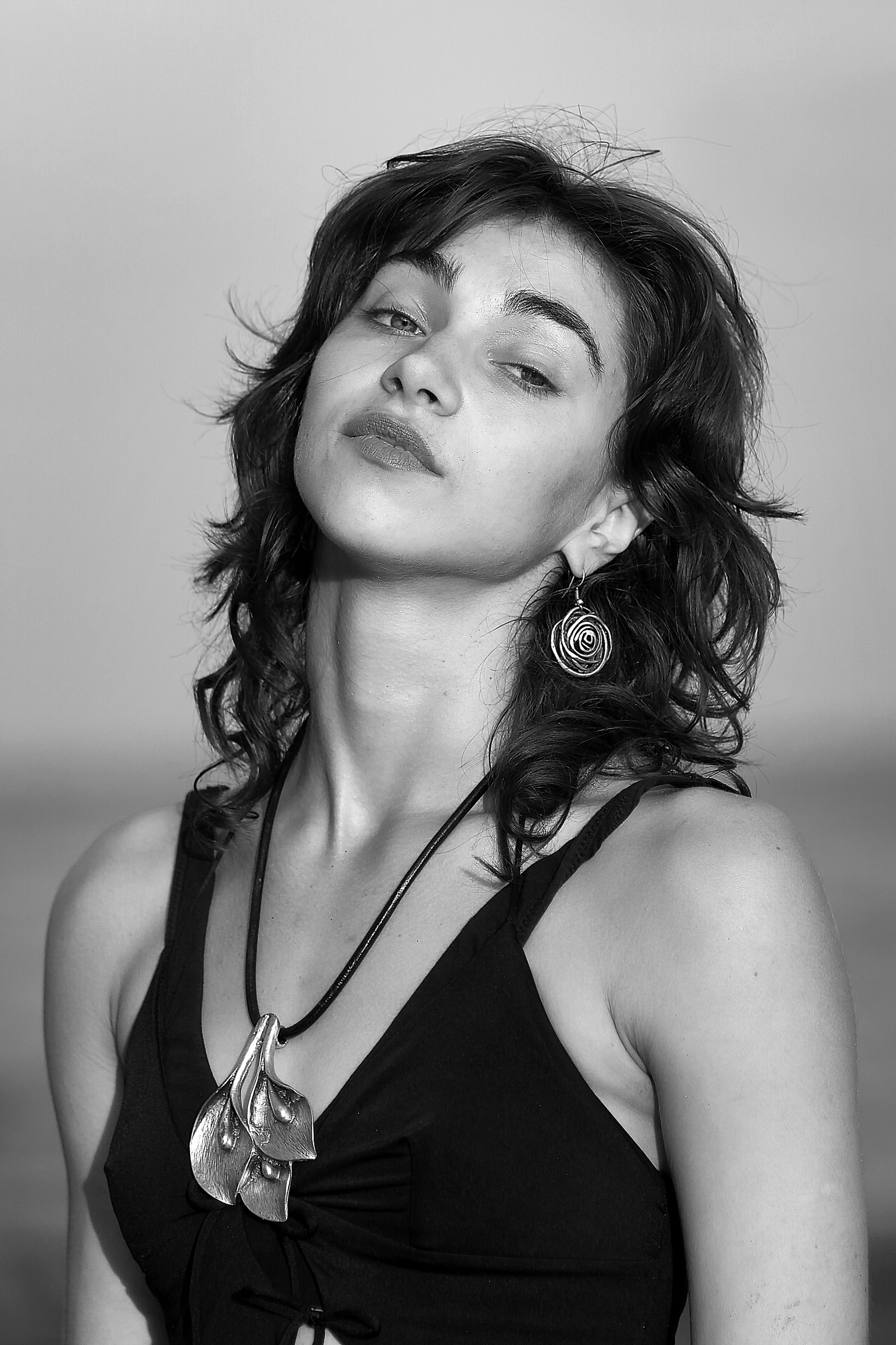 Девушка и море. Фотограф Владимир Артамонов