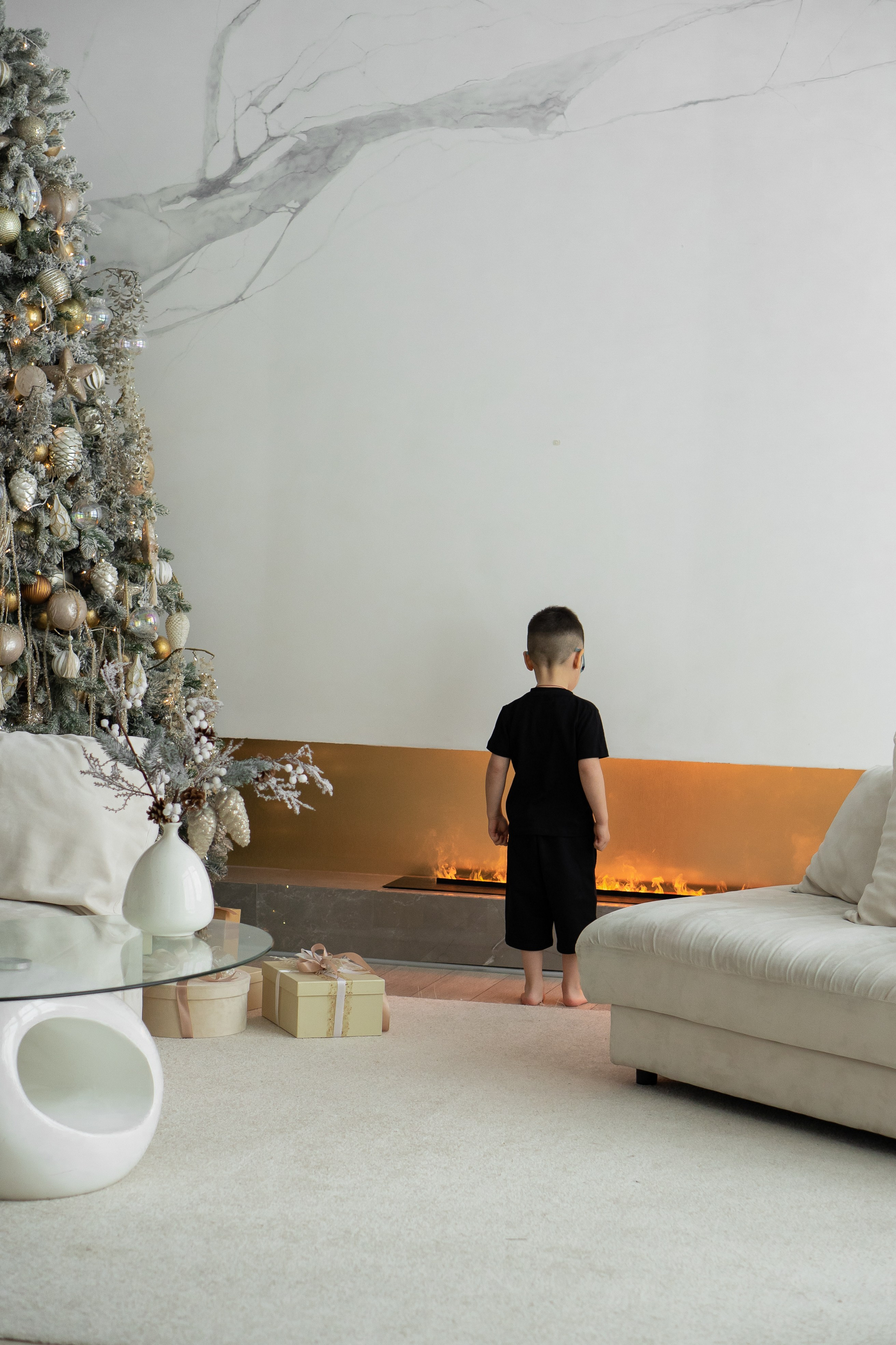 Гиляна и Данечка. Новогодняя история в студии. Фотограф Ольга Игорева