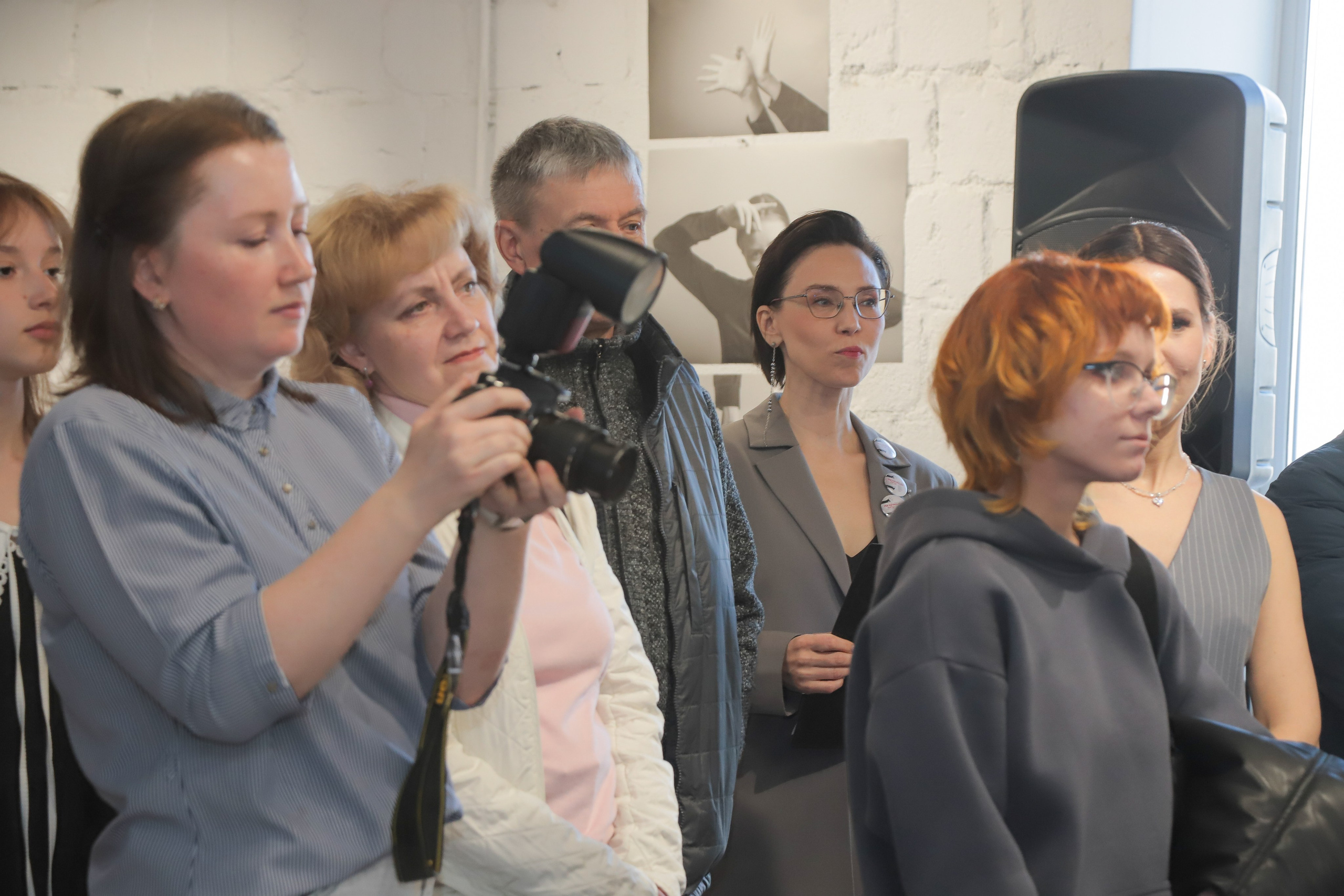 Выставка — проект «Мы начинаем путь!». АРТИКУЛ. Выпускные альбомы Нижний Тагил