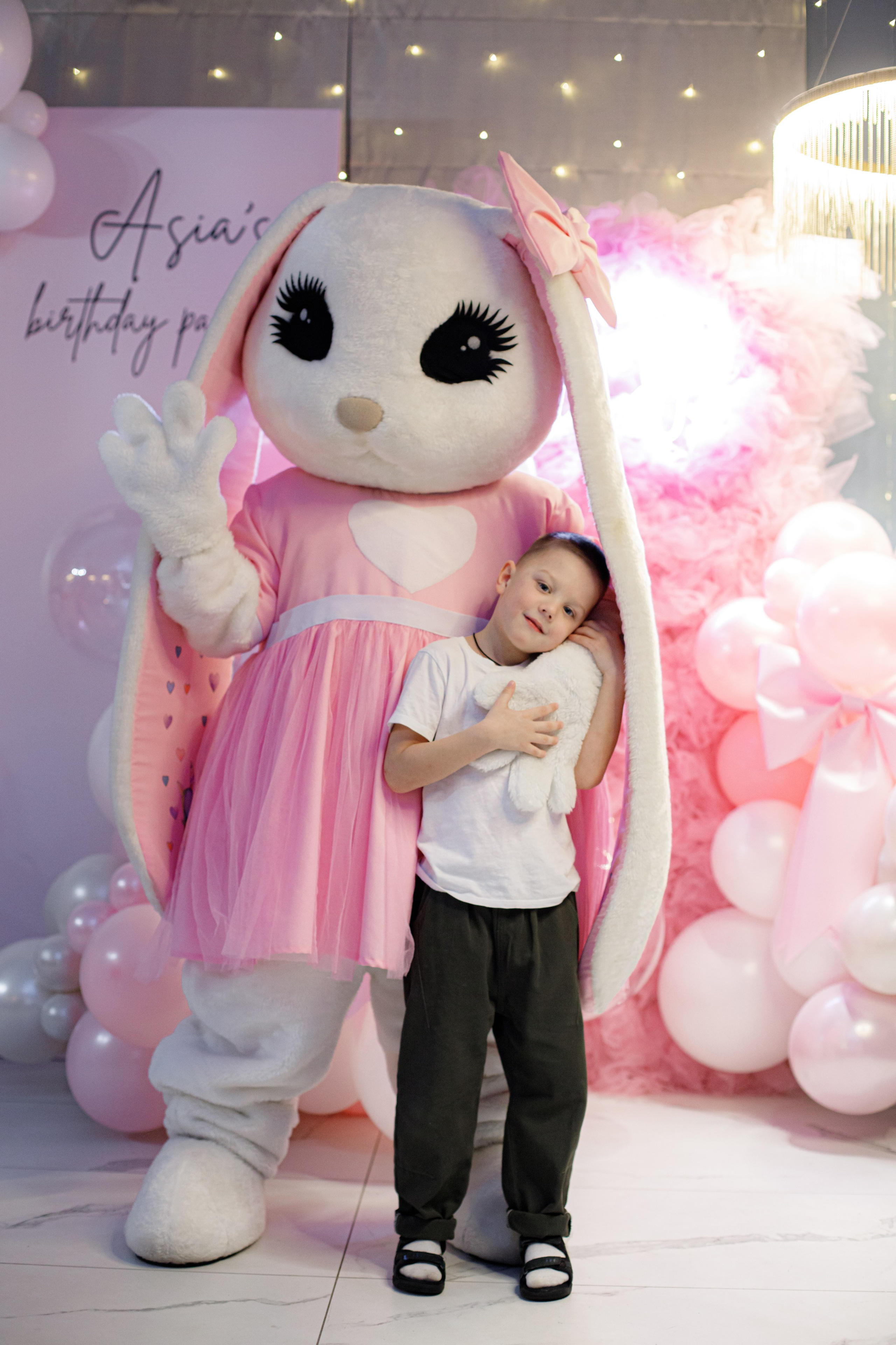 ASIA'S BIRTHDAY PARTY. Photokarish