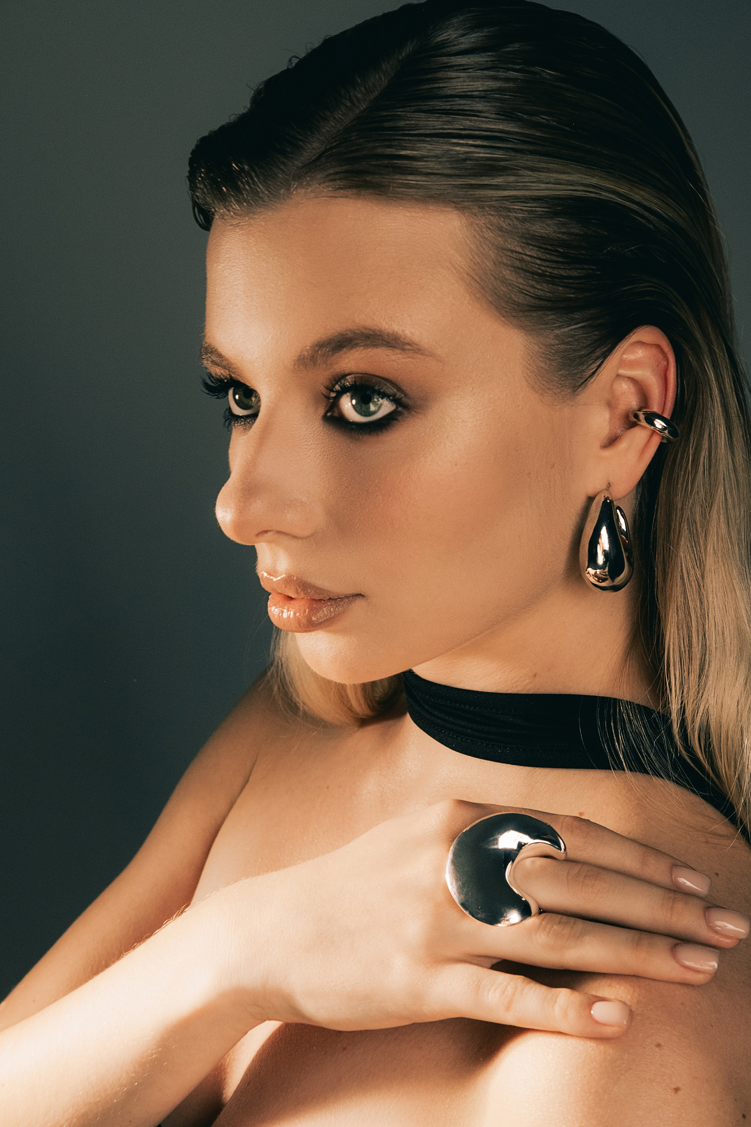 Бренд украшений Vow Jewels. Стилистика: Fashion