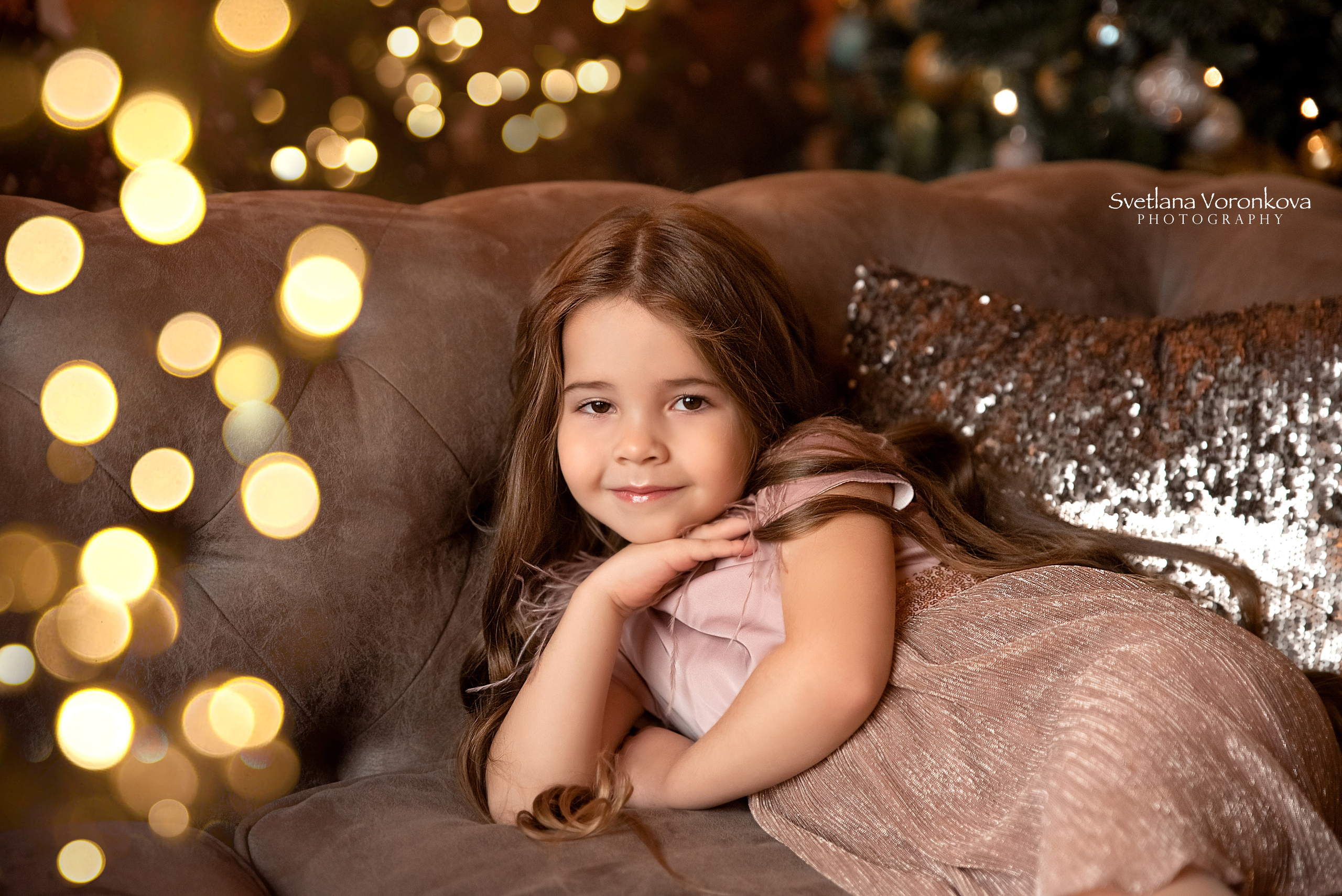 Семейная новогодняя фотосессия в студии. Семейный и детский фотограф в Туле Светлана Воронкова