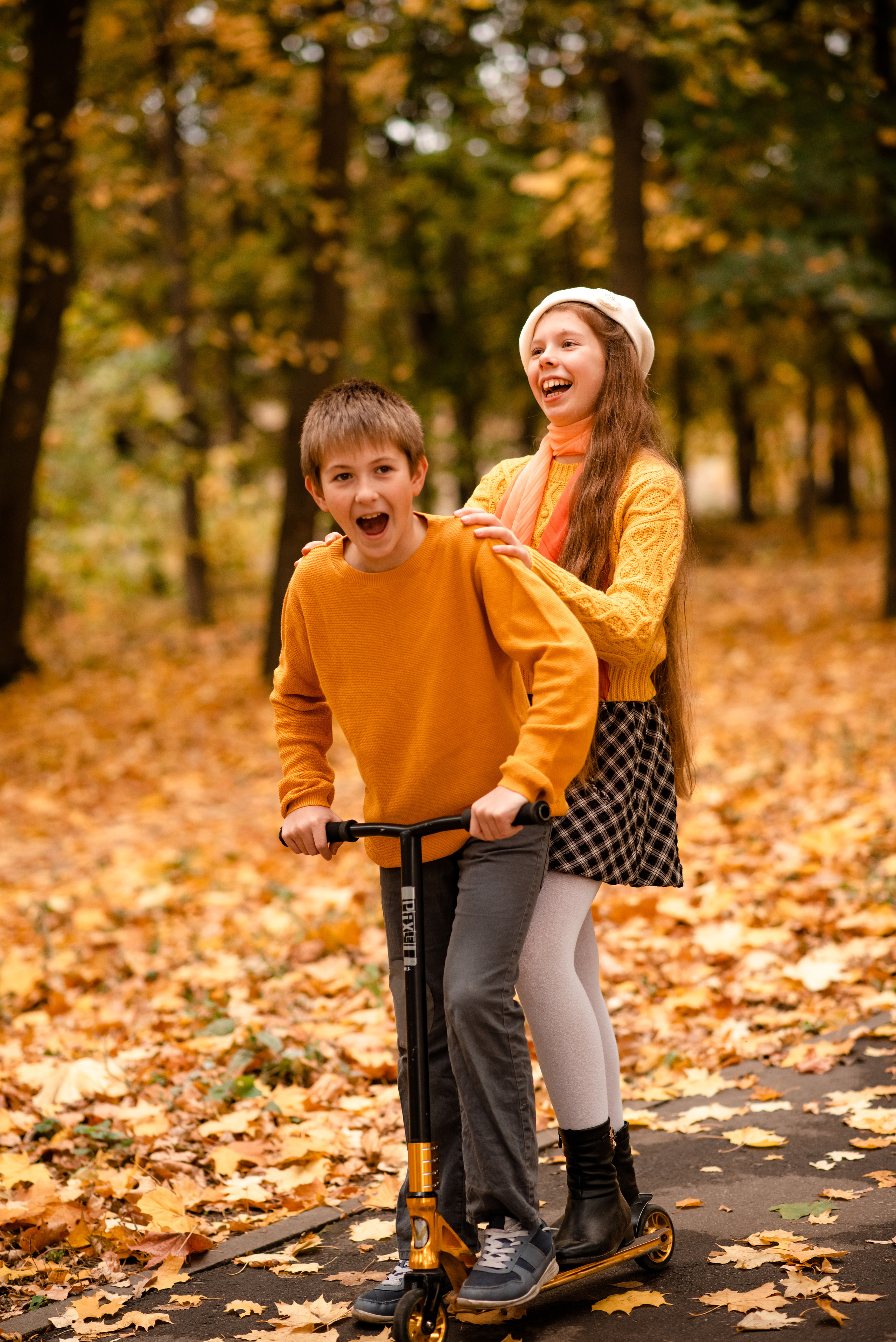 Осенняя фотосессия фотопрогулка в Туле на природе в парке. Семейный и детский фотограф в Туле Светлана Воронкова