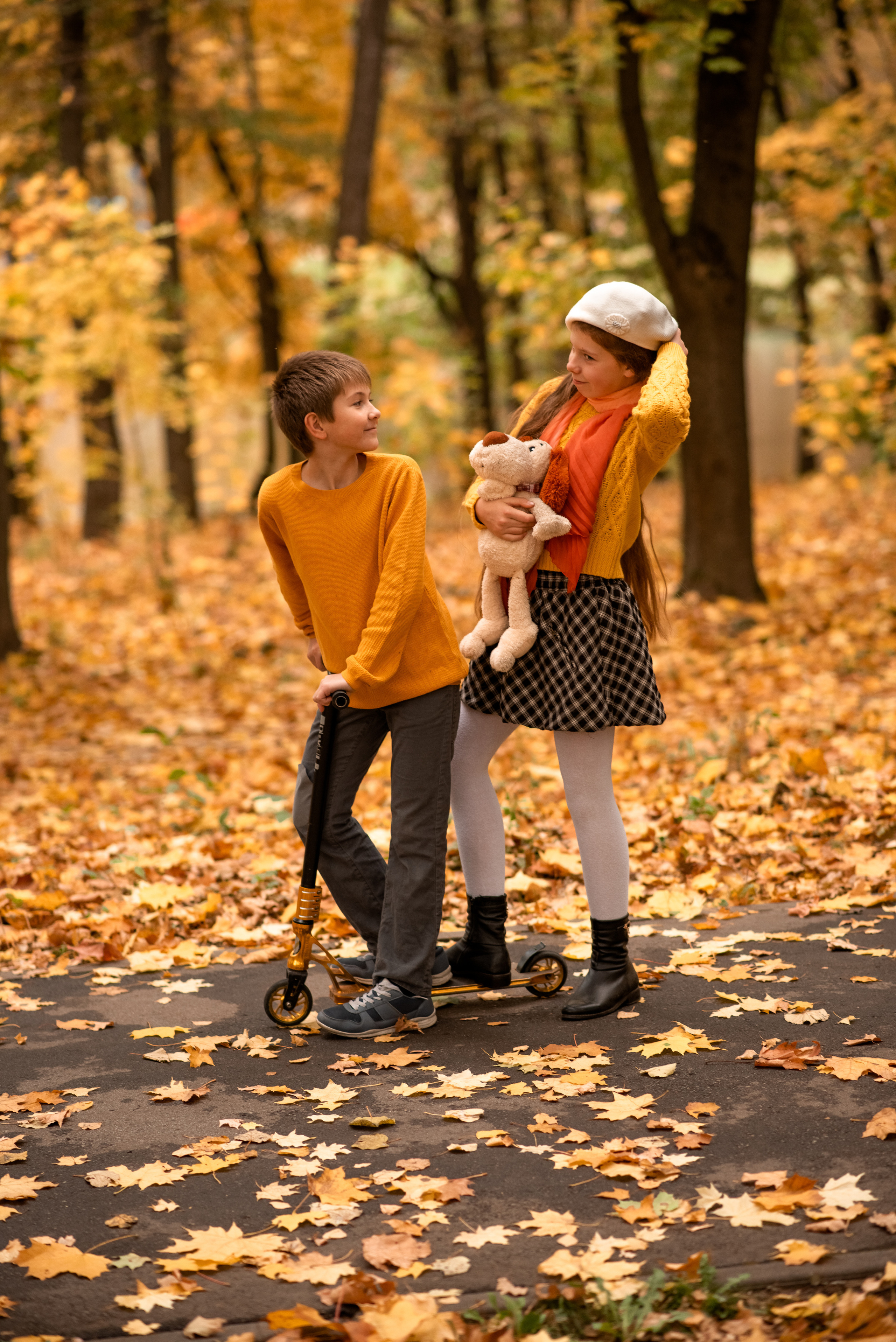 Осенняя фотосессия фотопрогулка в Туле на природе в парке. Семейный и детский фотограф в Туле Светлана Воронкова