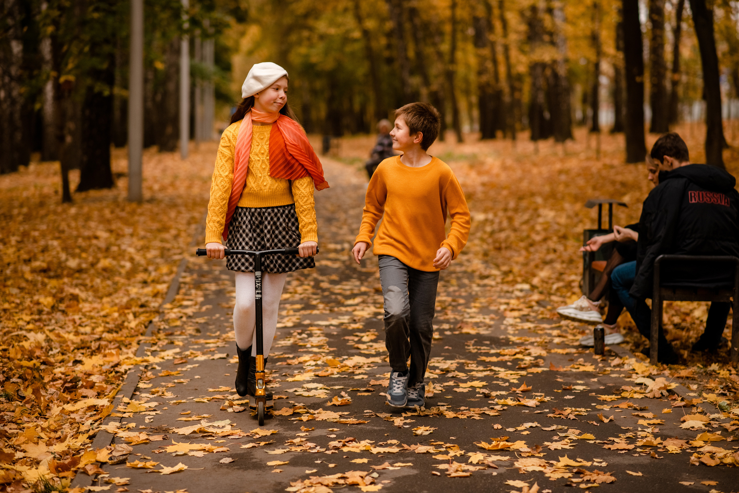 Осенняя фотосессия фотопрогулка в Туле на природе в парке. Семейный и детский фотограф в Туле Светлана Воронкова