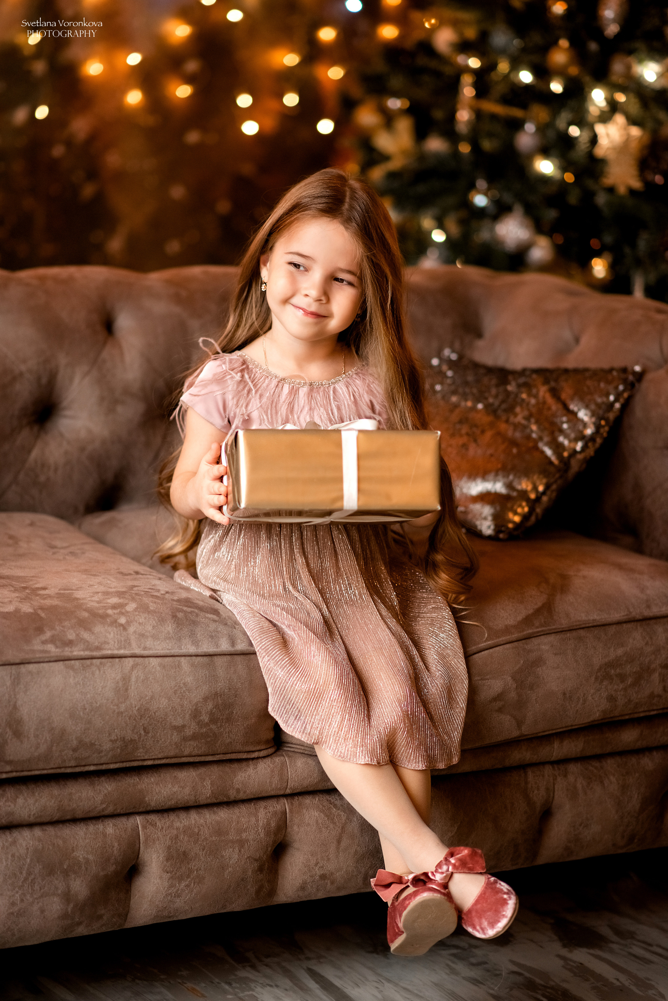 Семейная новогодняя фотосессия в студии. Семейный и детский фотограф в Туле Светлана Воронкова