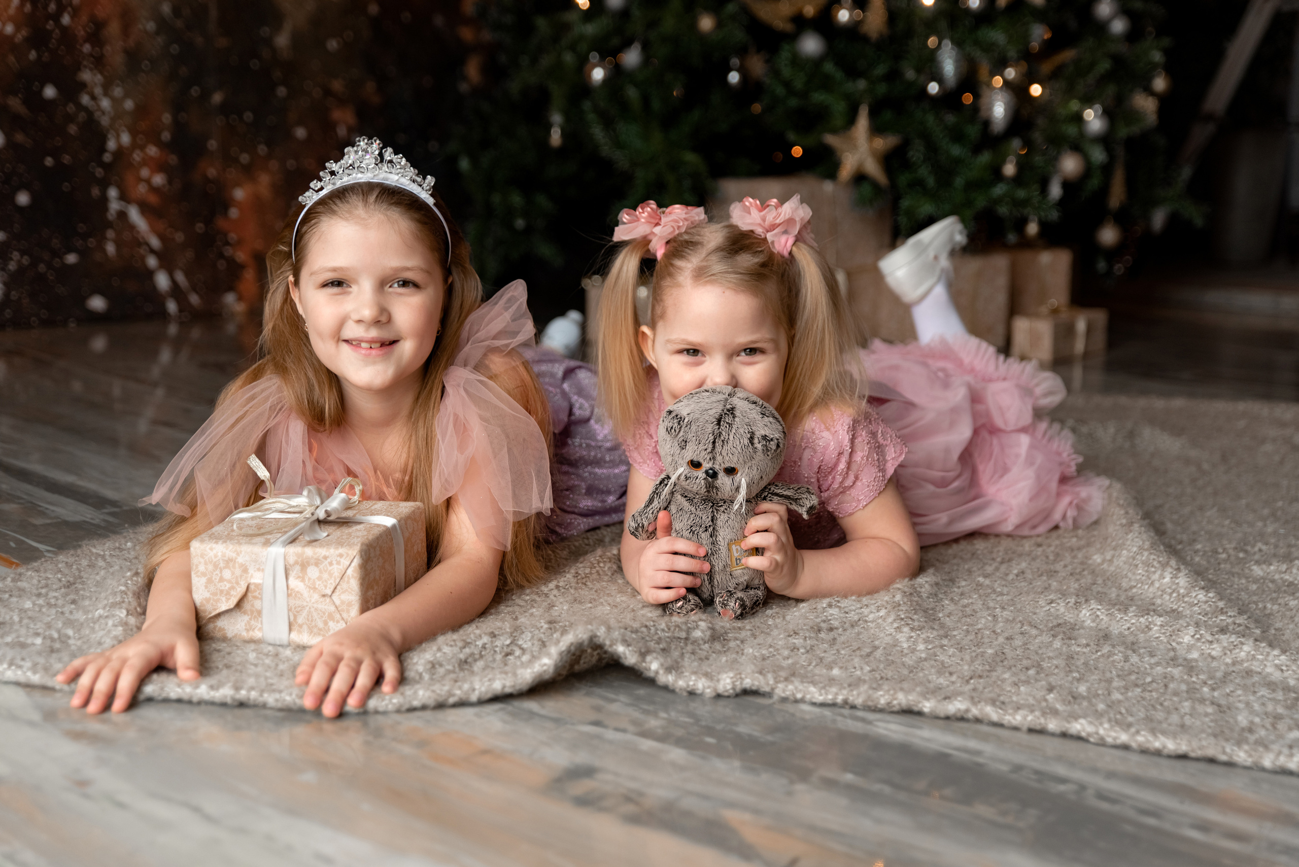 Семейная новогодняя фотосессия в студии. Семейный и детский фотограф в Туле Светлана Воронкова